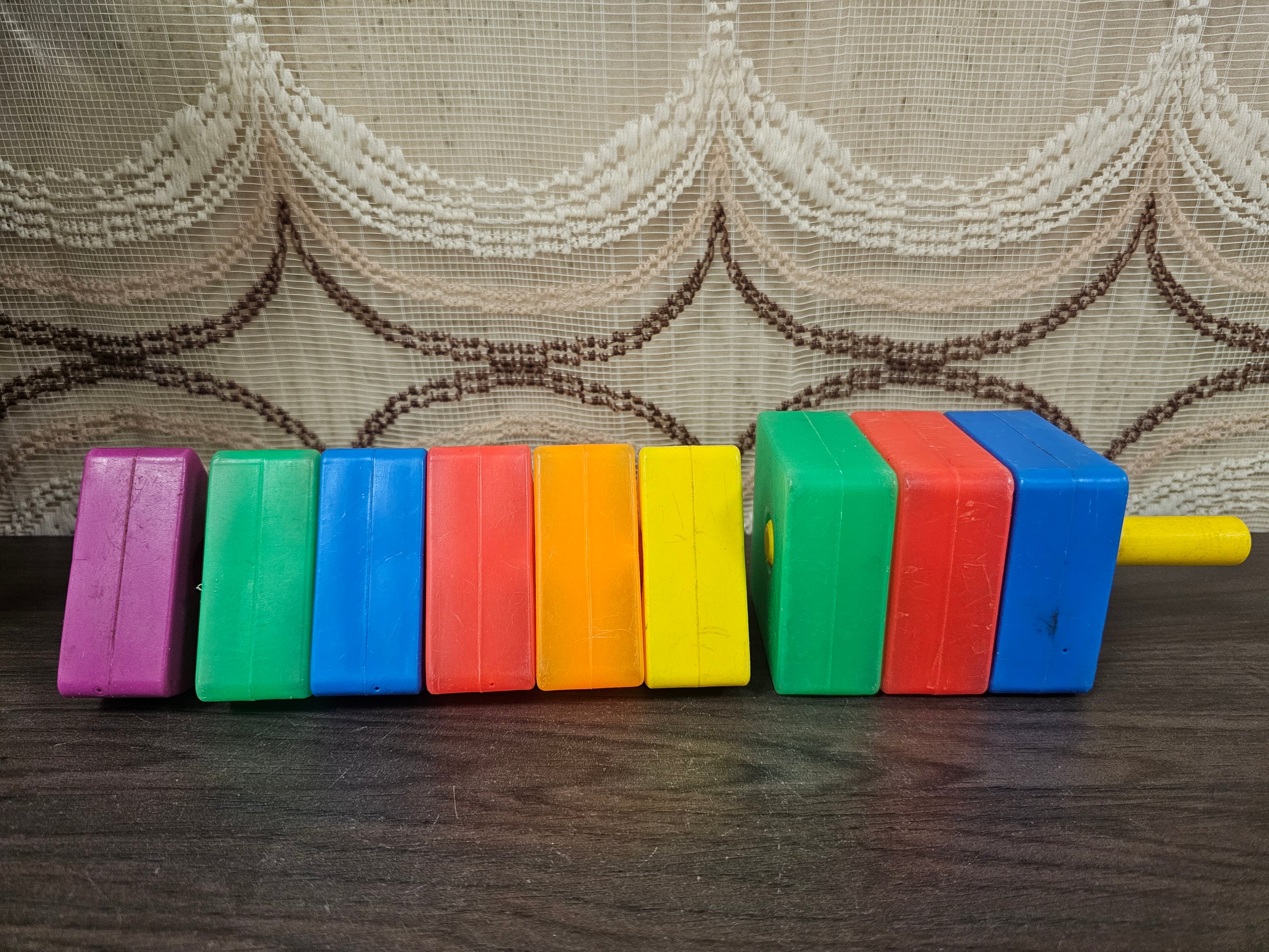 Vintage Fisher-Price gekleurde stapelblokken – jaren 70 speelgoed