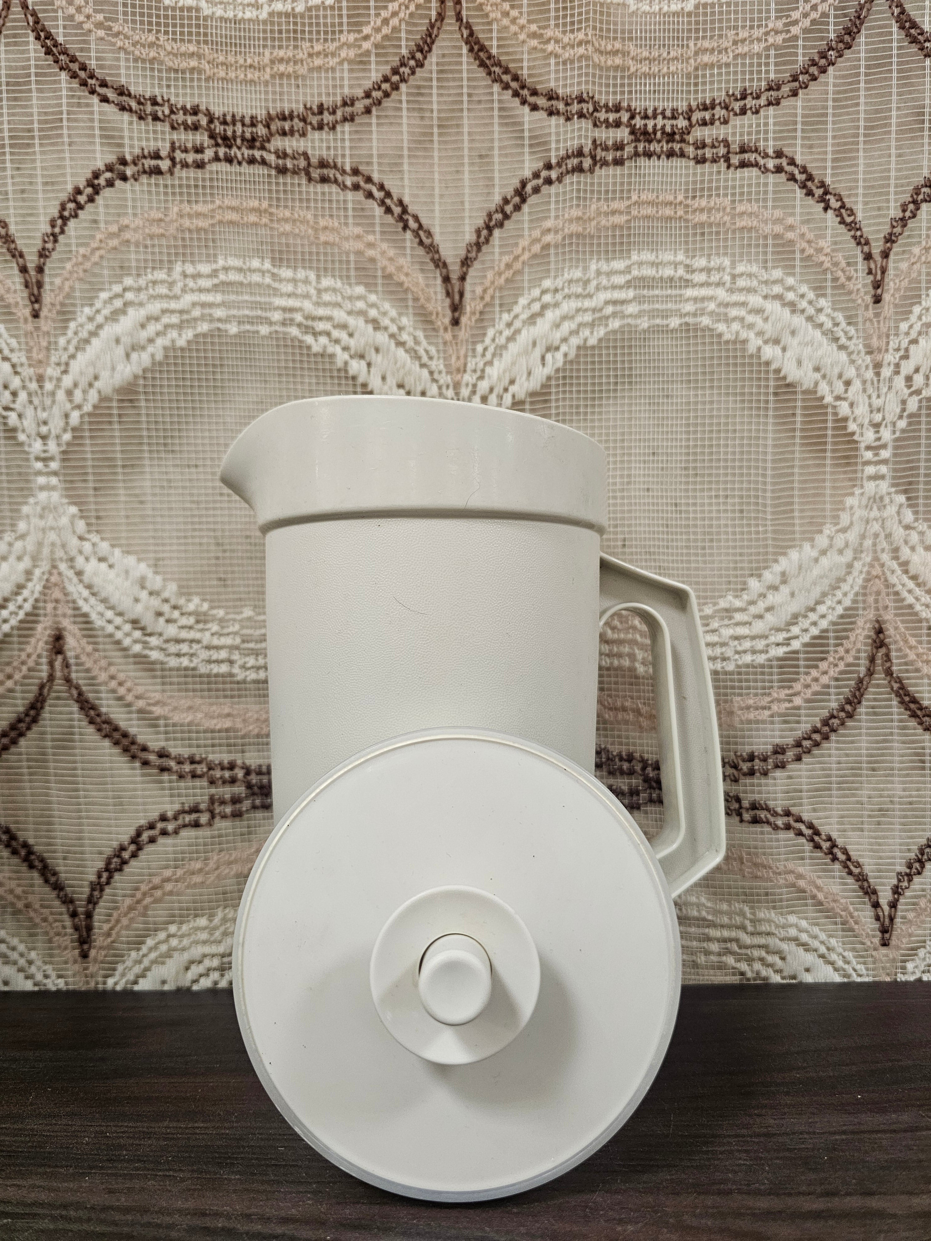 Tupperware kan crème met deksel – vintage jaren 80