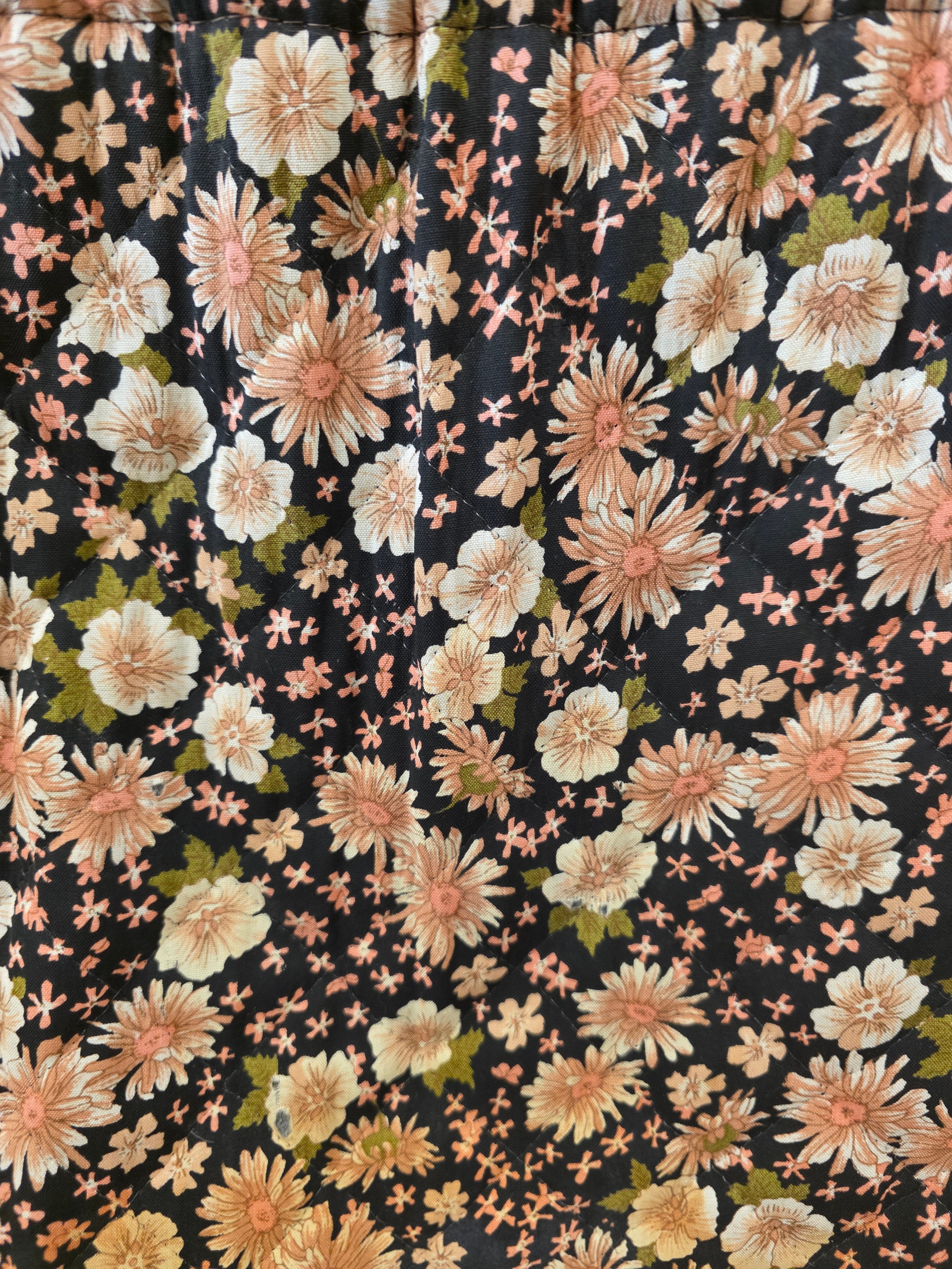 Vintage opvouwbare breimand met bloemenstof