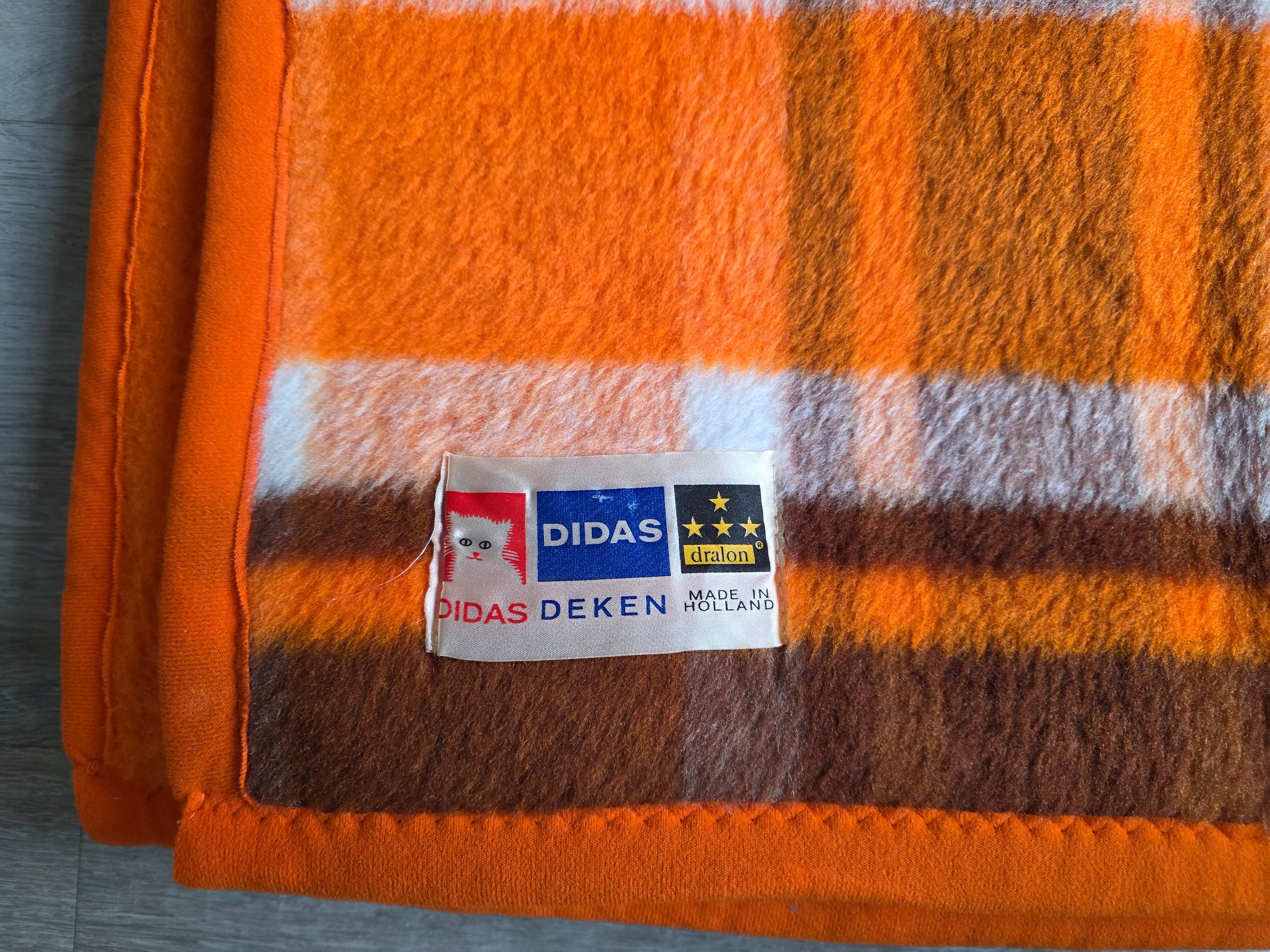 Vintage Didas deken oranje ruit 220x145 cm