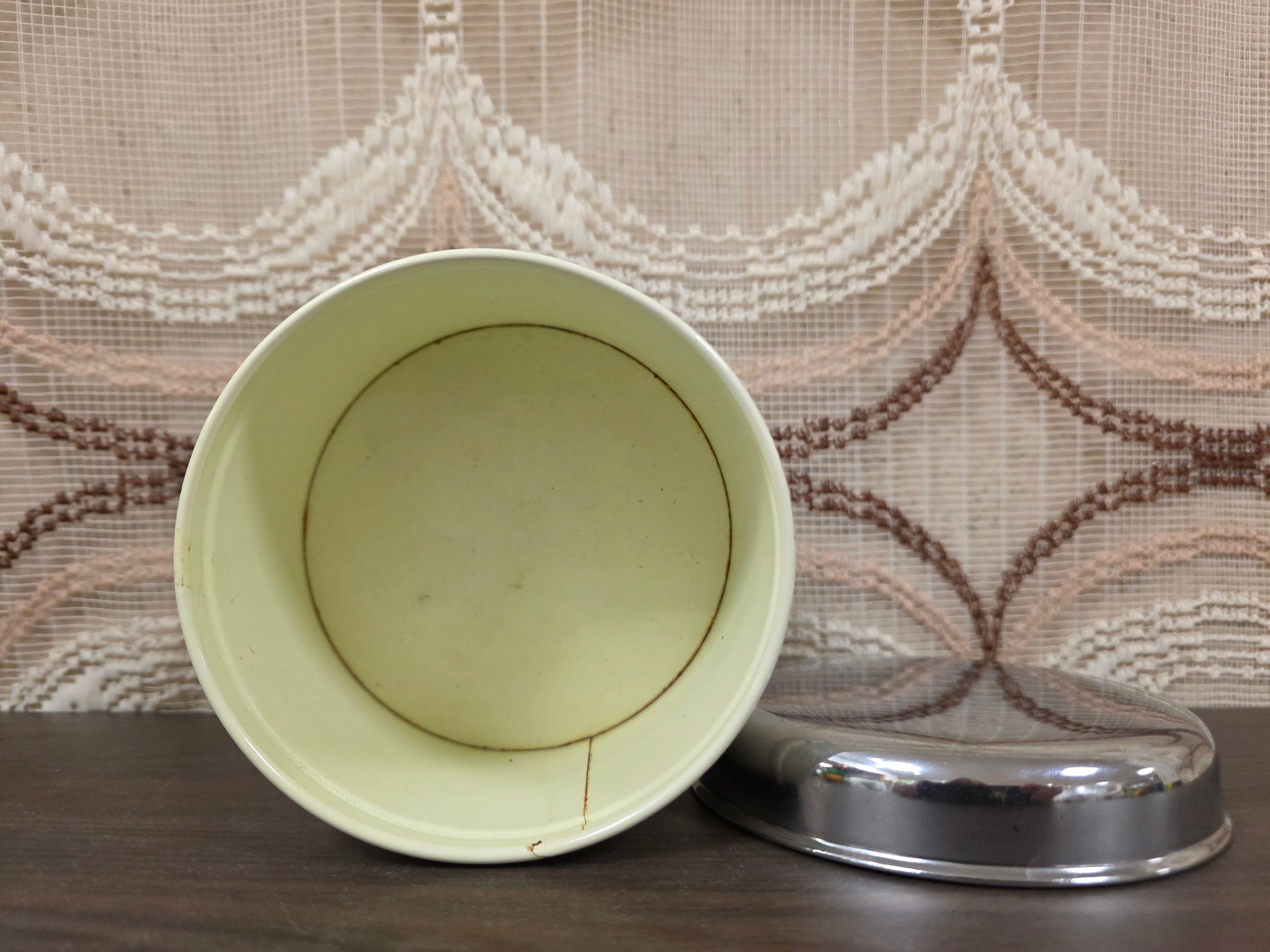 Brabantia theeblik crème – vintage met opschrift thee