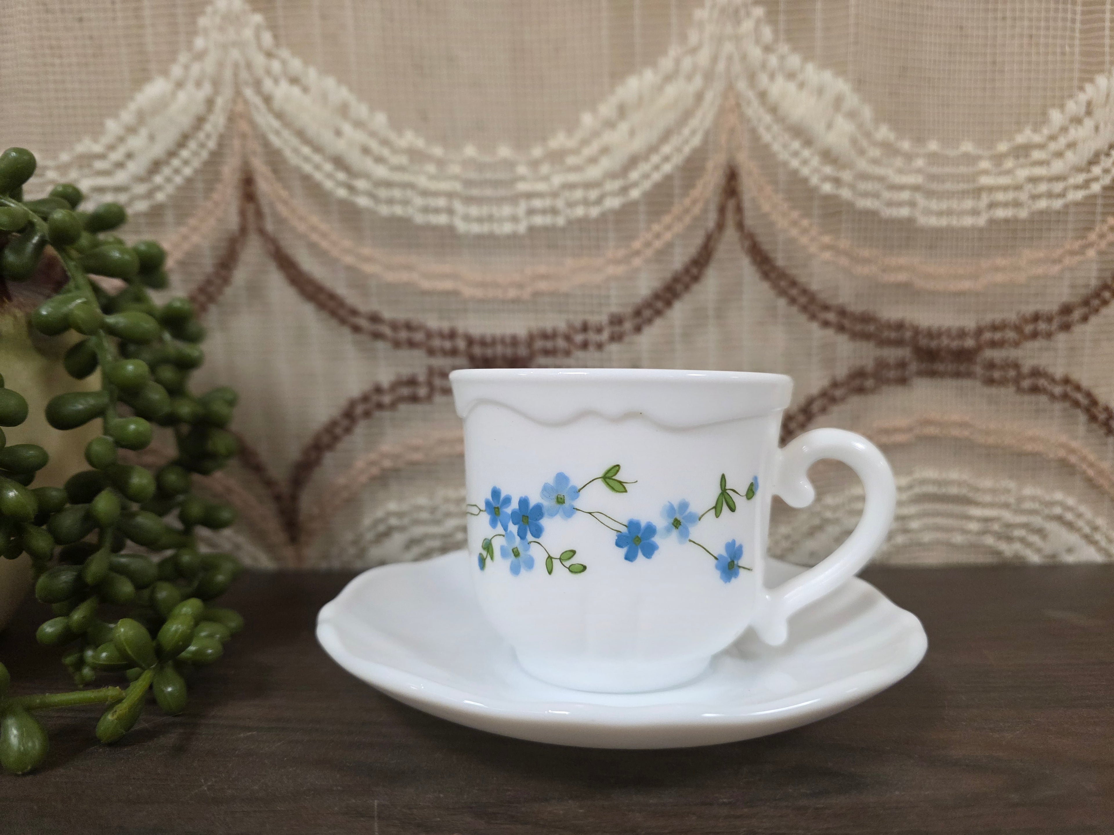 Arcopal France Veronica kop en schotel vintage