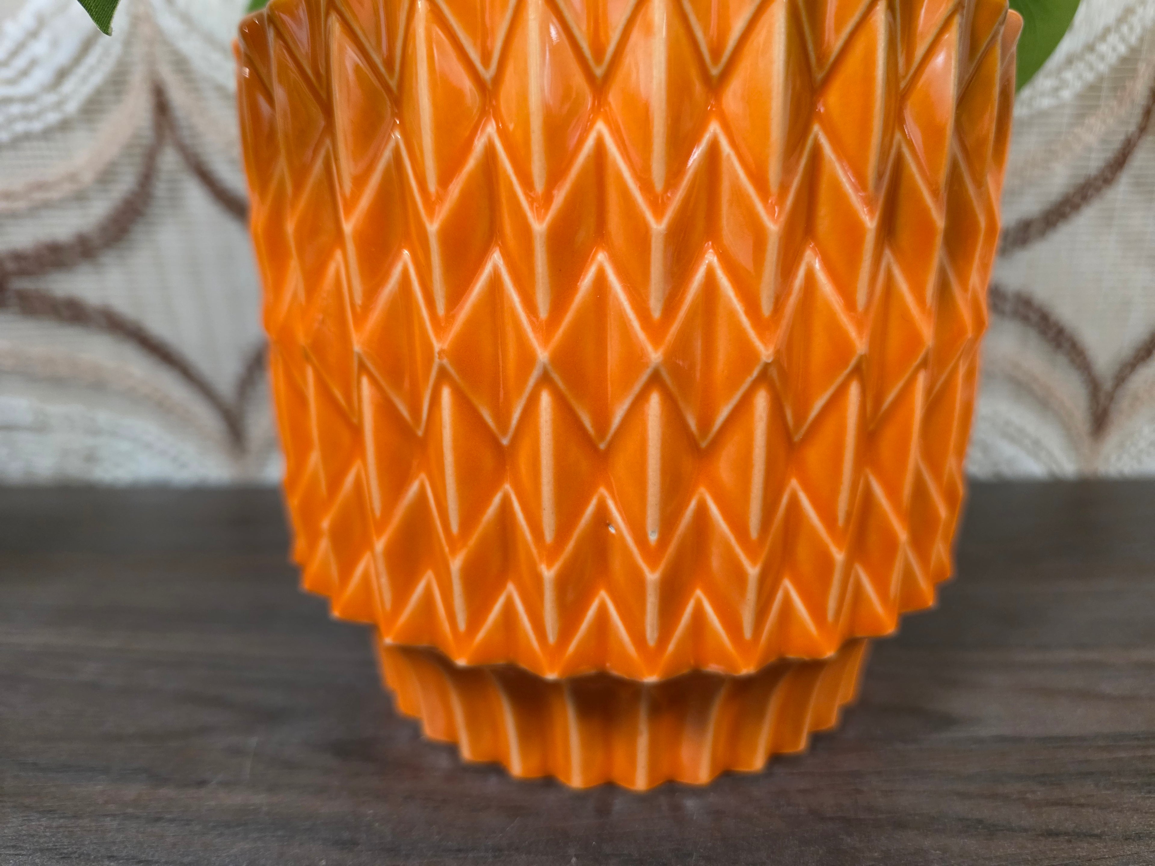 Retro bloempot oranje keramiek 12,5 x 14 cm