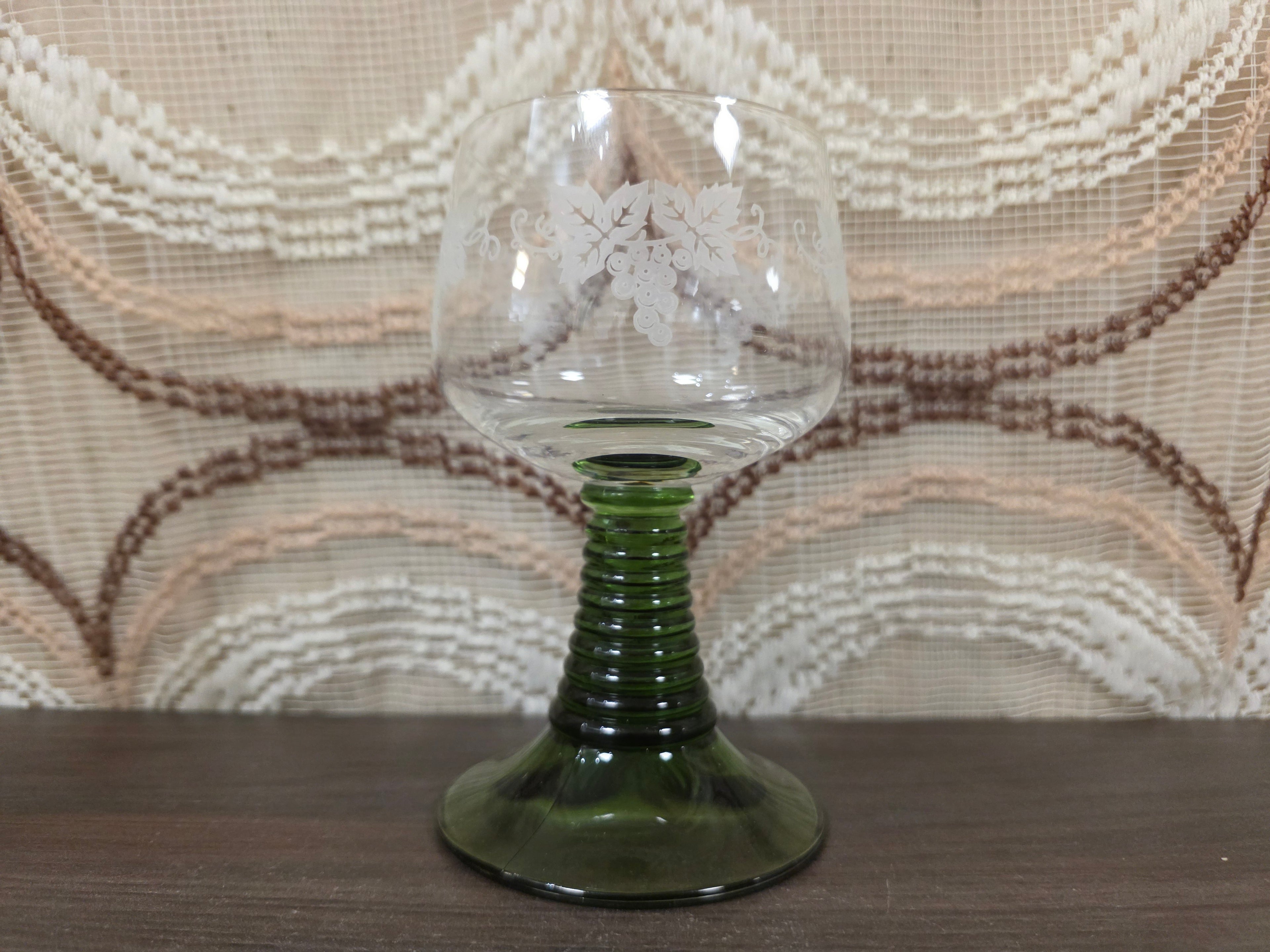 Vintage Roemer Riesling wijnglas met druivenmotief