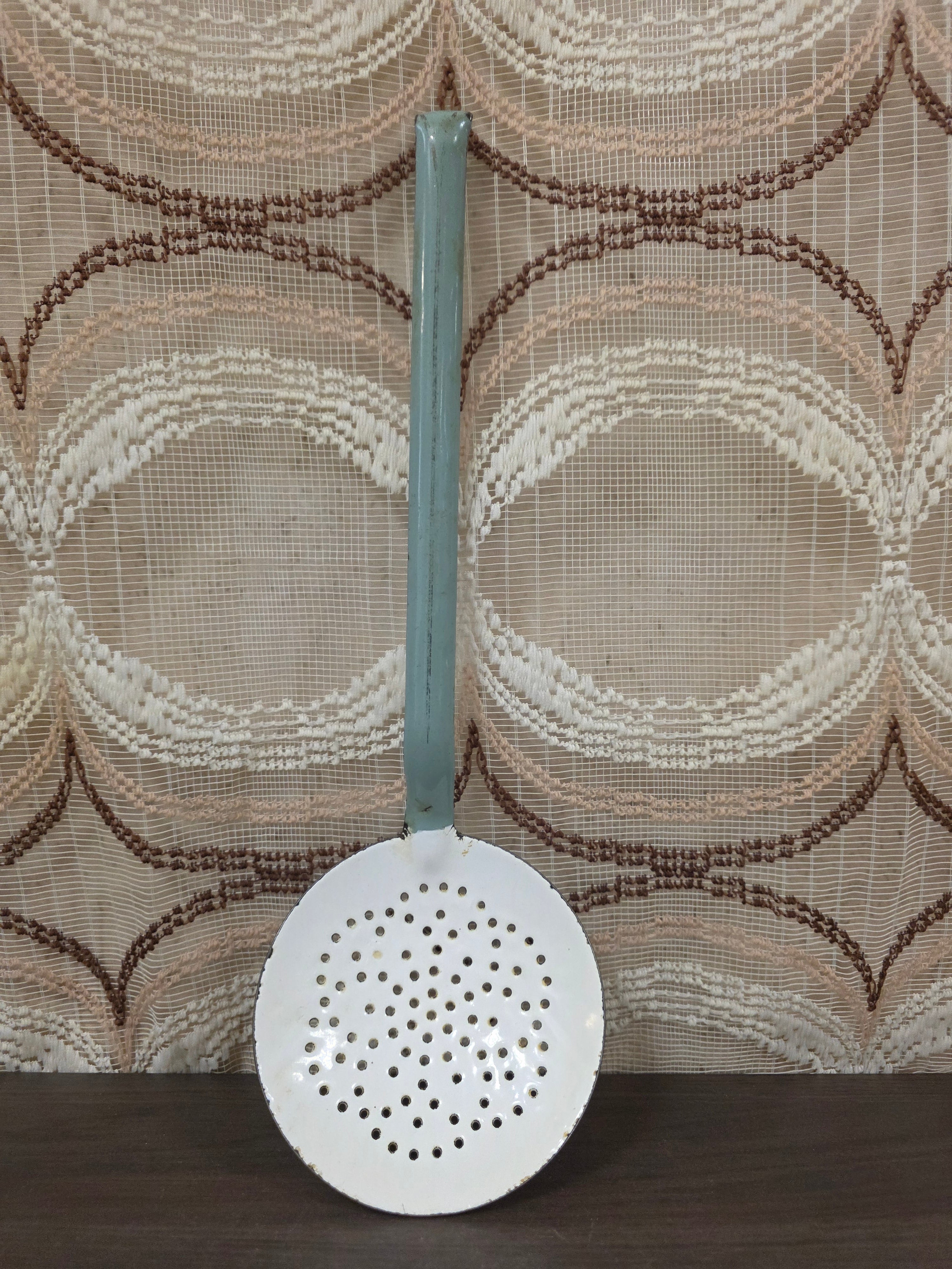 Vintage emaille schuimspaan mintgroen wit keukengerei