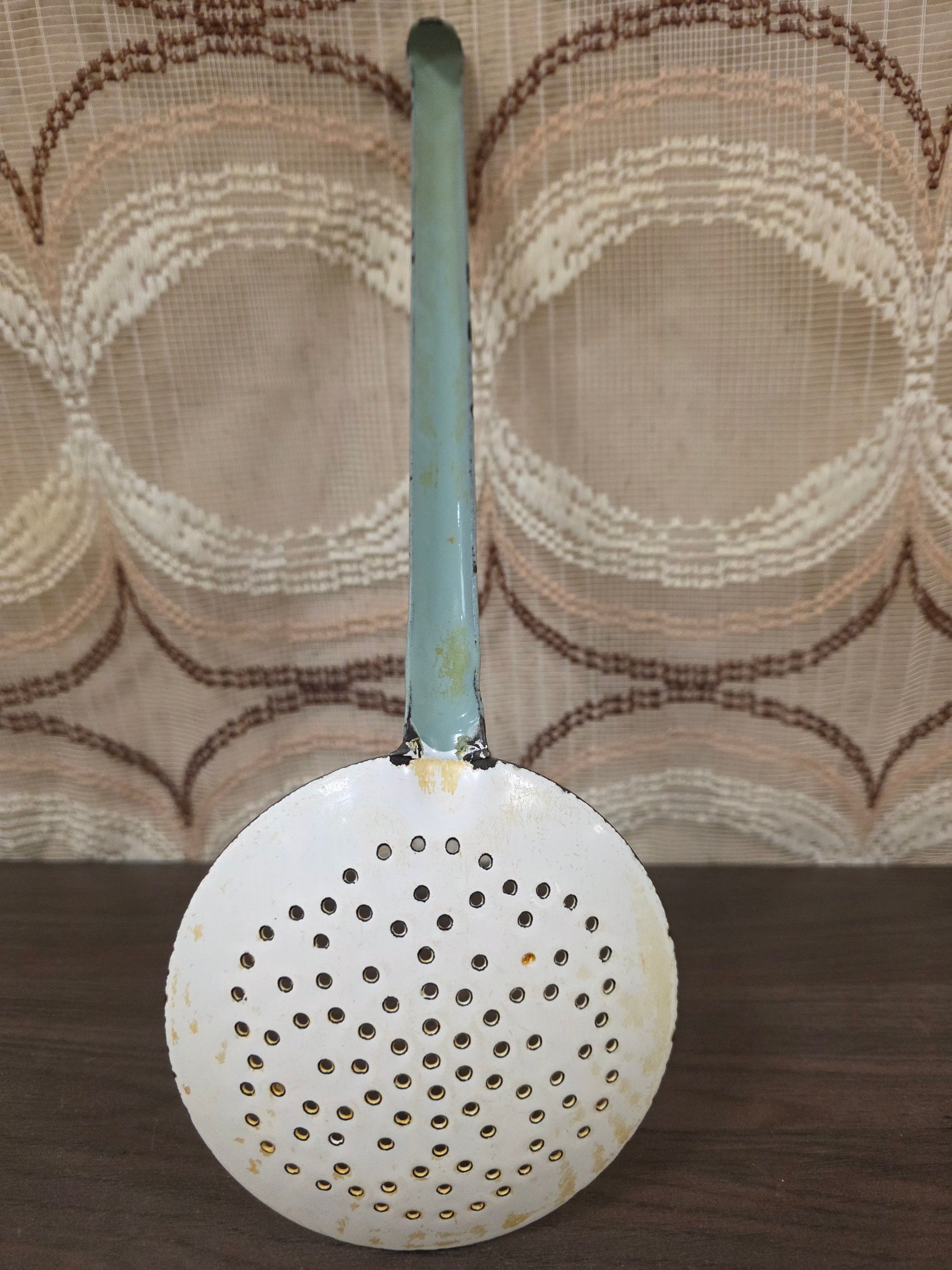 Vintage emaille schuimspaan mintgroen wit keukengerei