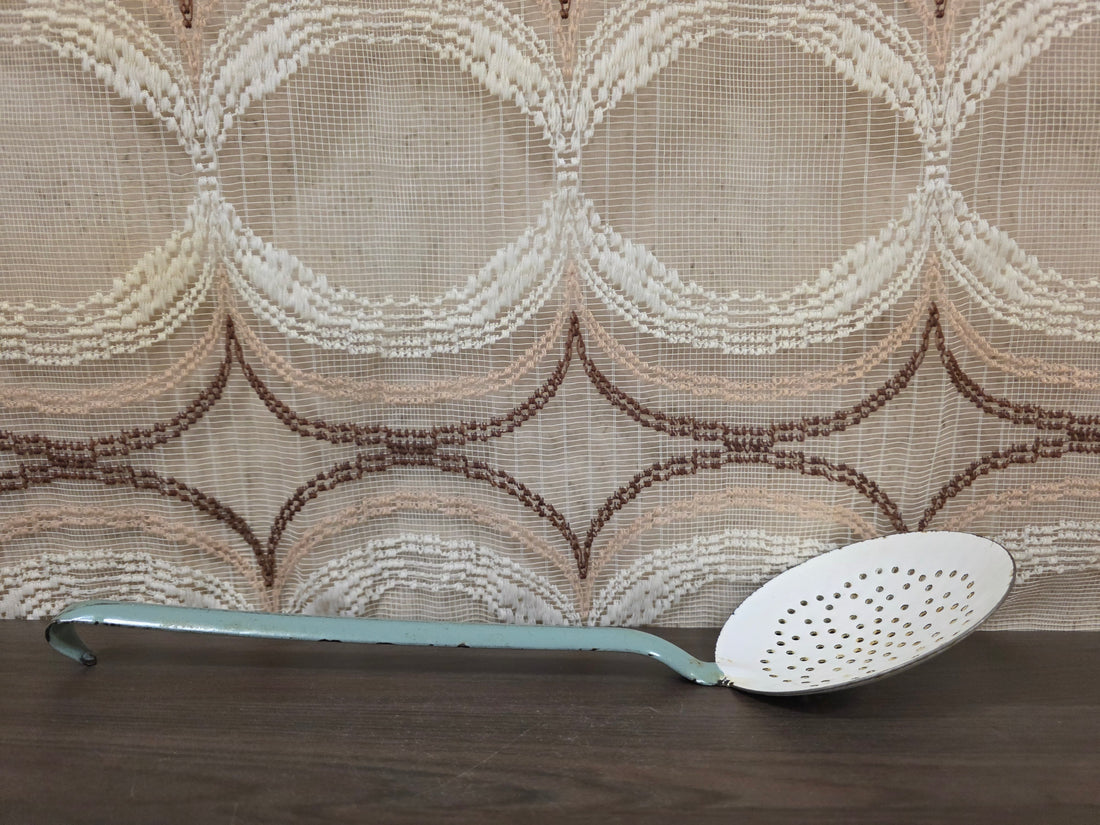 Vintage emaille schuimspaan mintgroen wit keukengerei