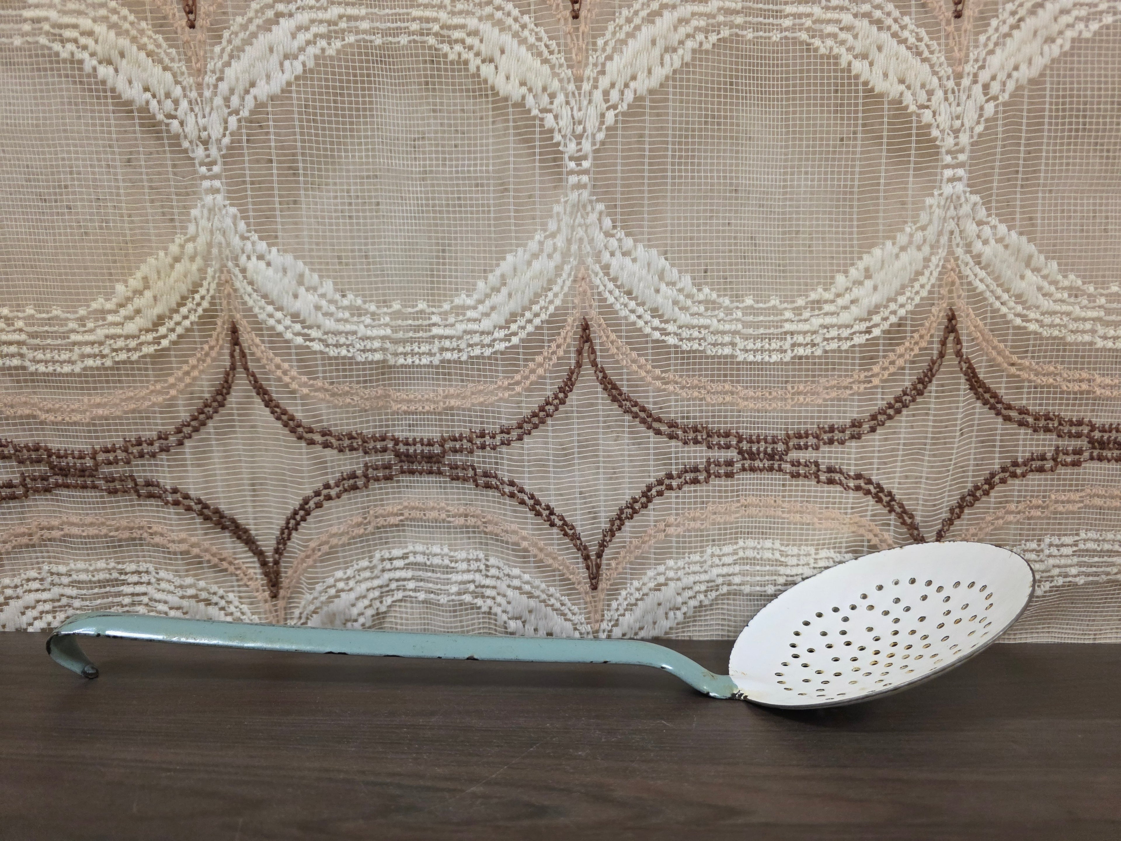 Vintage emaille schuimspaan mintgroen wit keukengerei