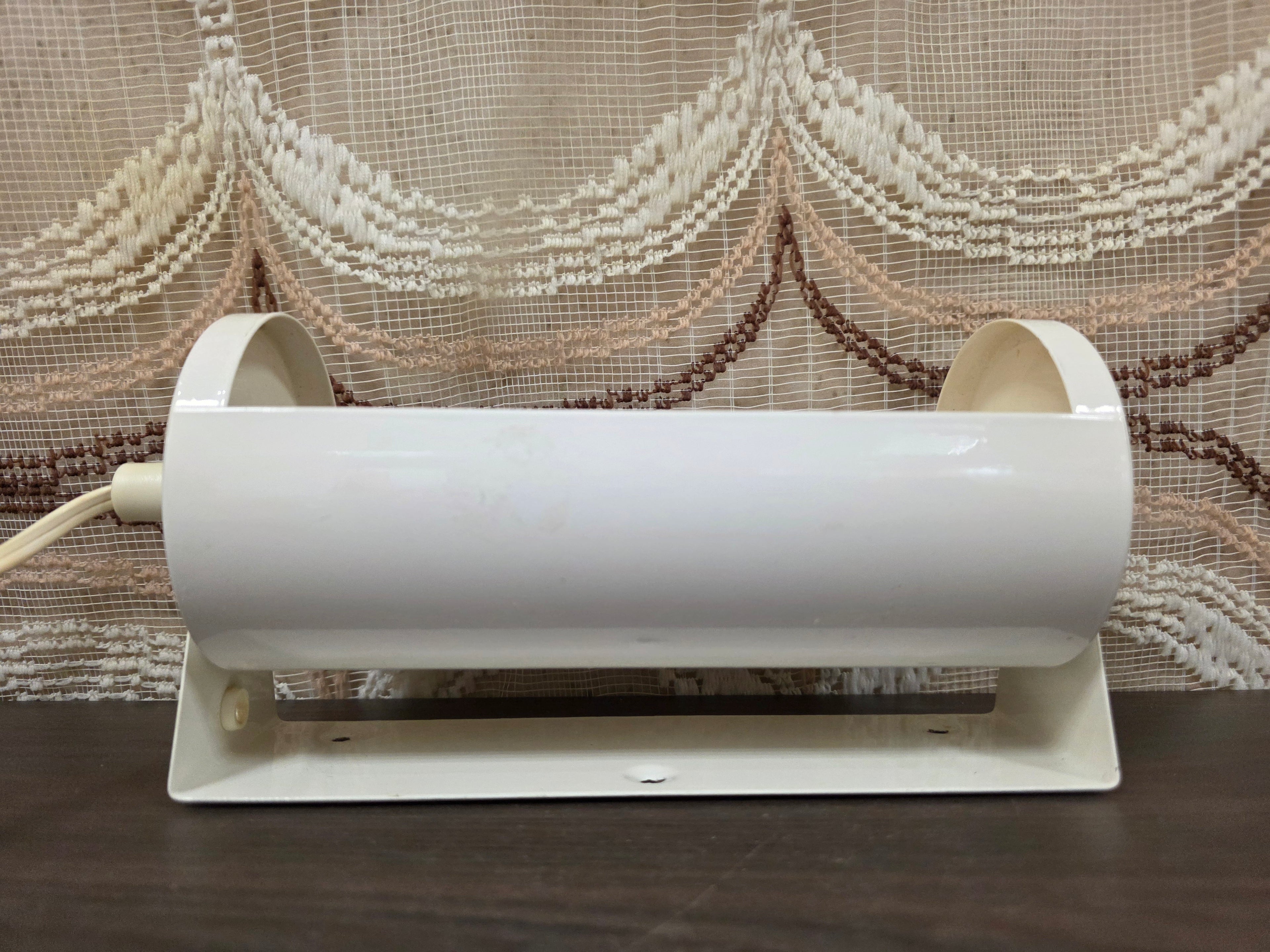 Ikea LOD V413 metalen wandlamp wit