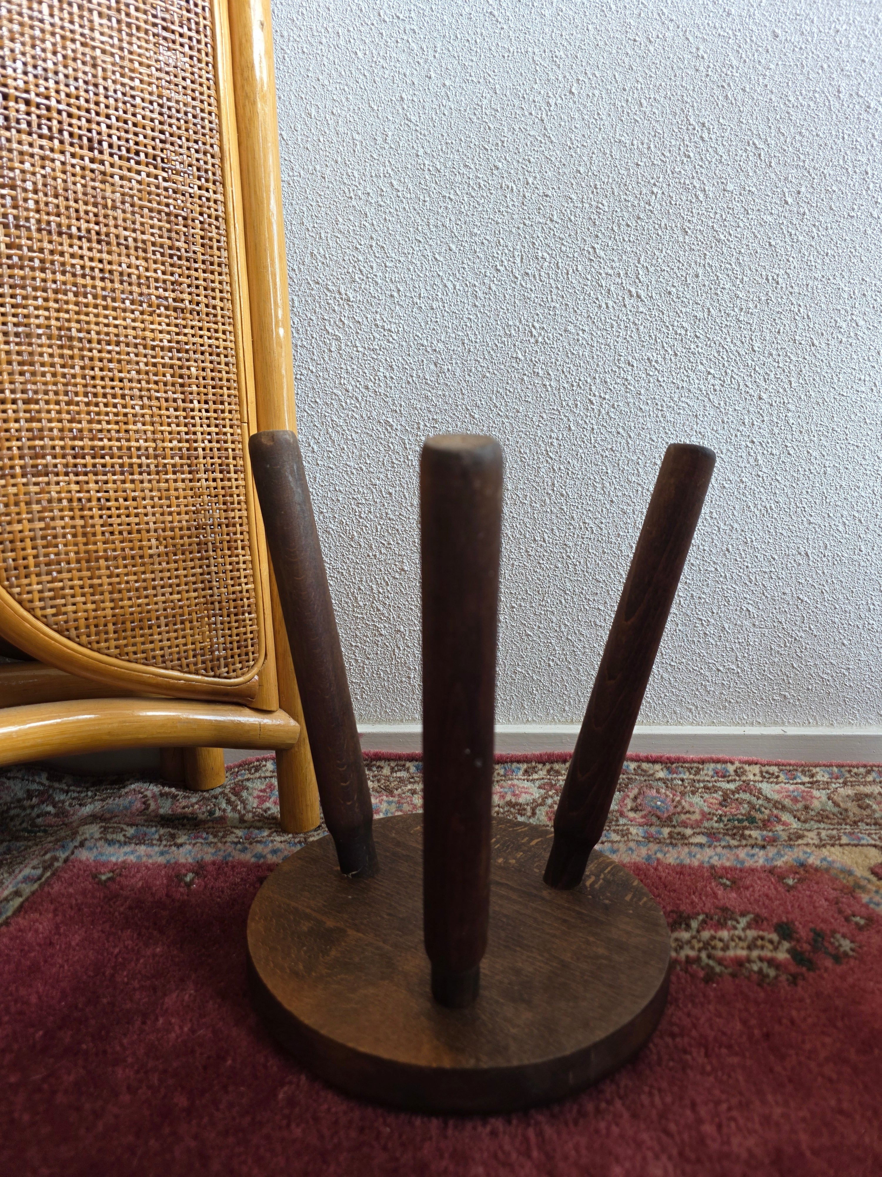 Vintage houten plantenkrukje driepoot krukje 26 cm