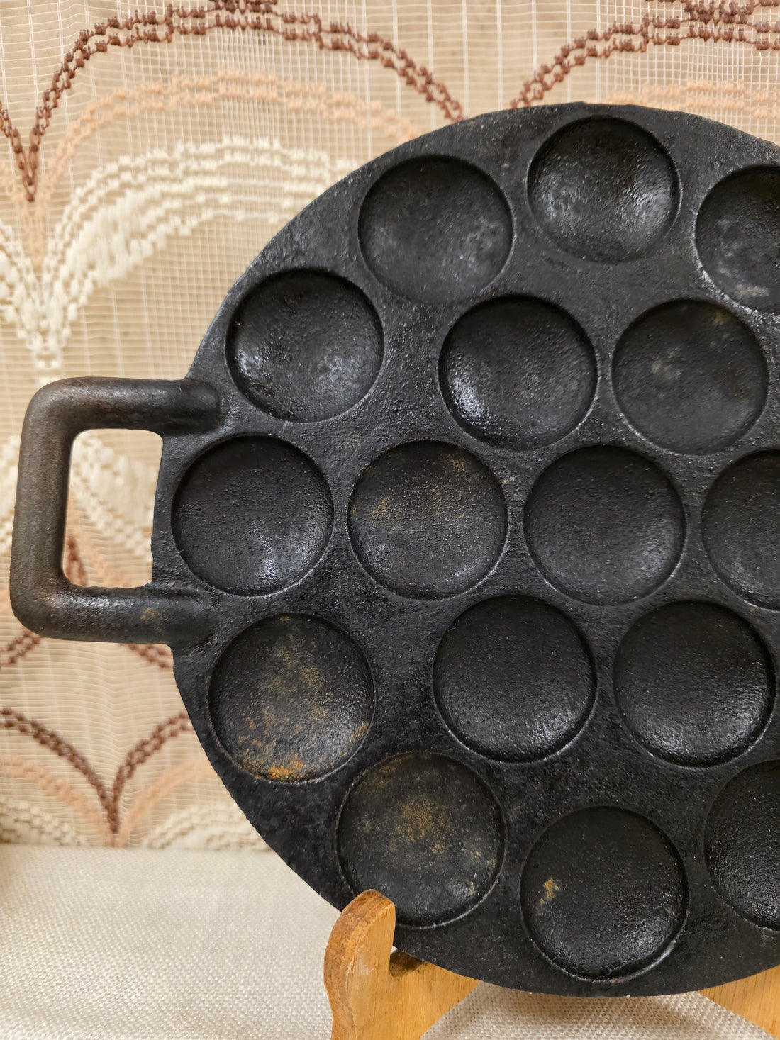 Gietijzeren poffertjespan Koopmans Leeuwarden