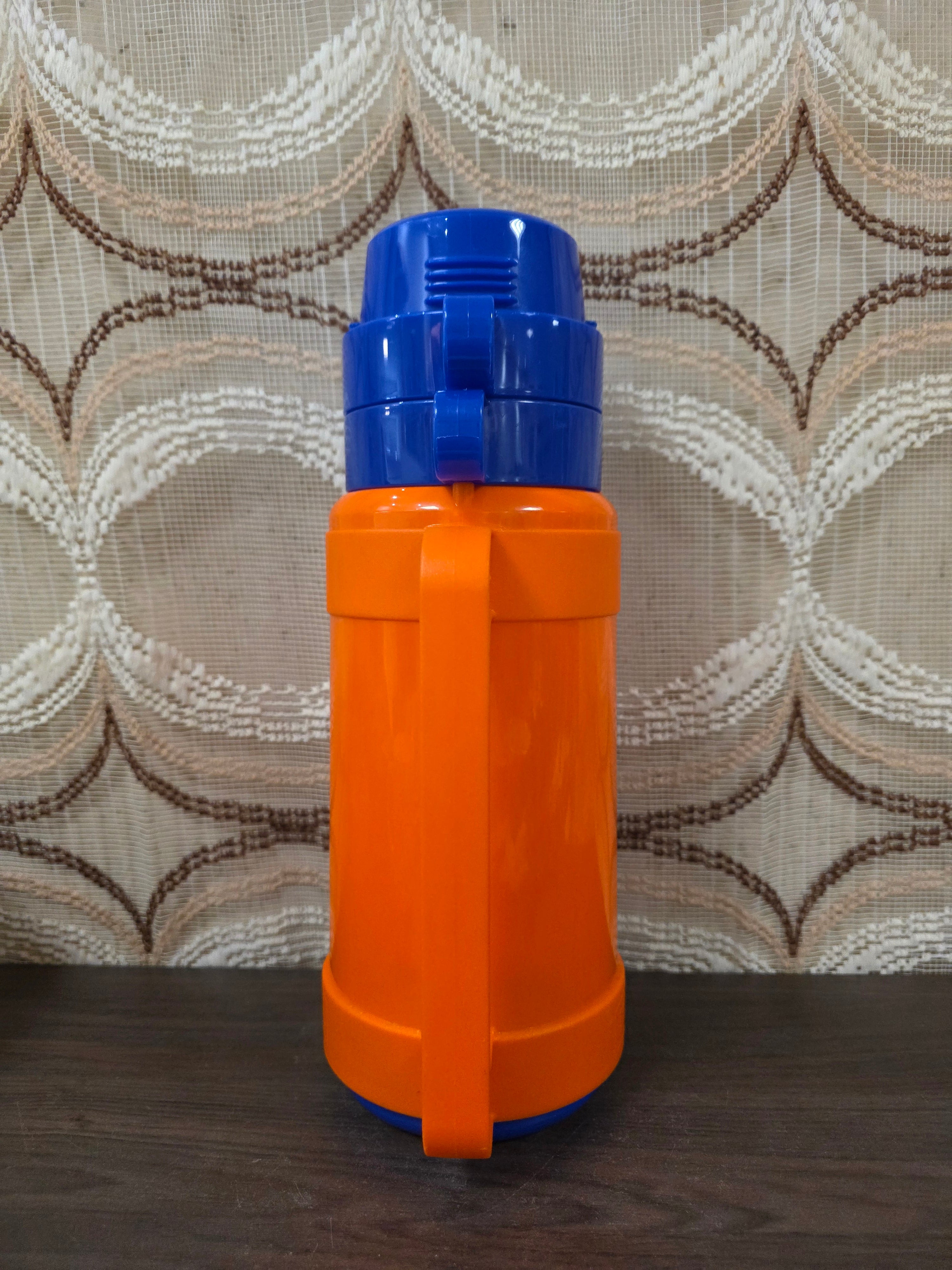 Thermoskan oranje met bekers 0.75L
