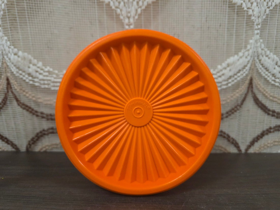 Tupperware oranje voorraadbus met bloemmotief 9 x 14
