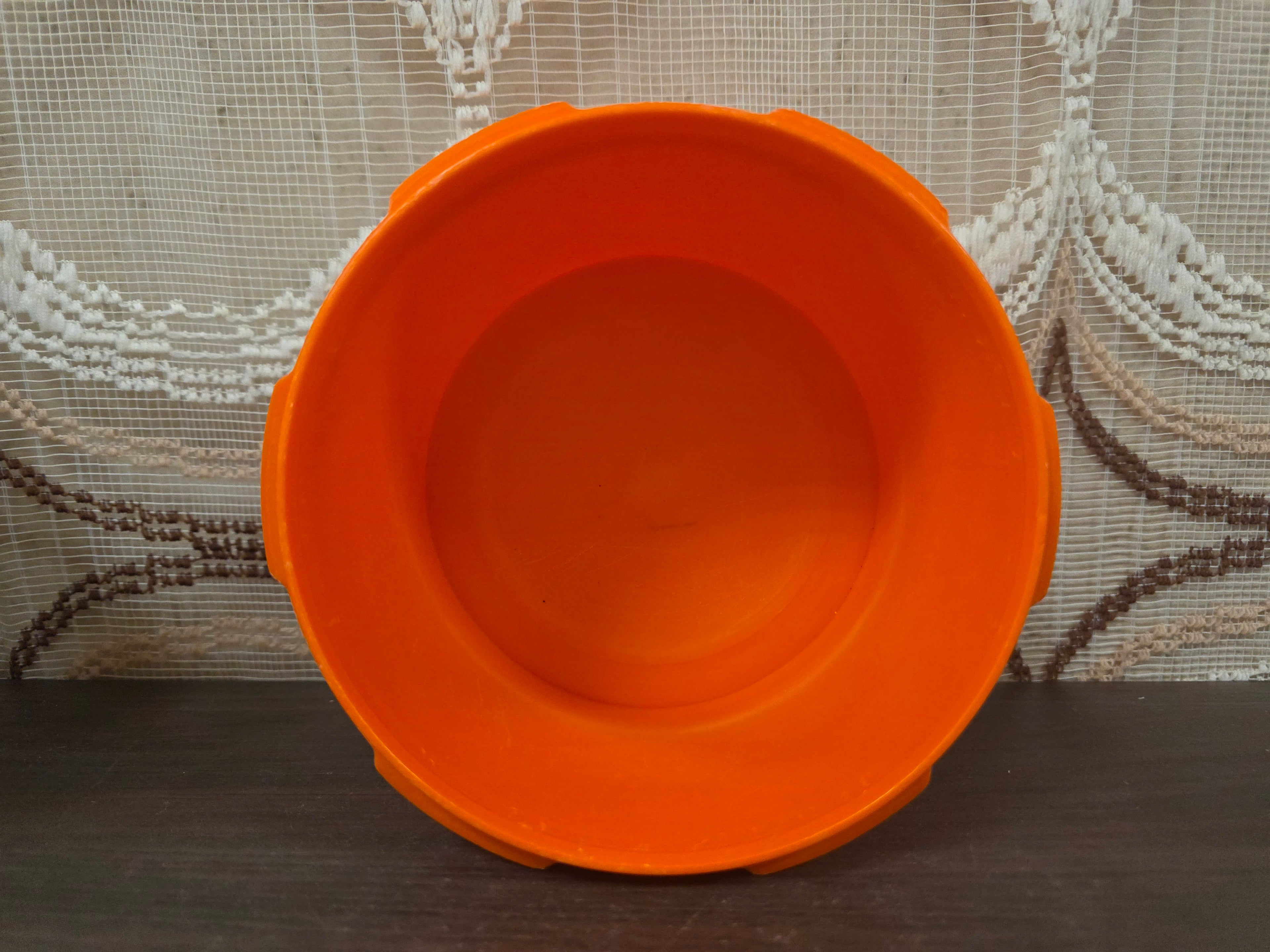 Tupperware oranje voorraadbus met bloemmotief 9 x 14