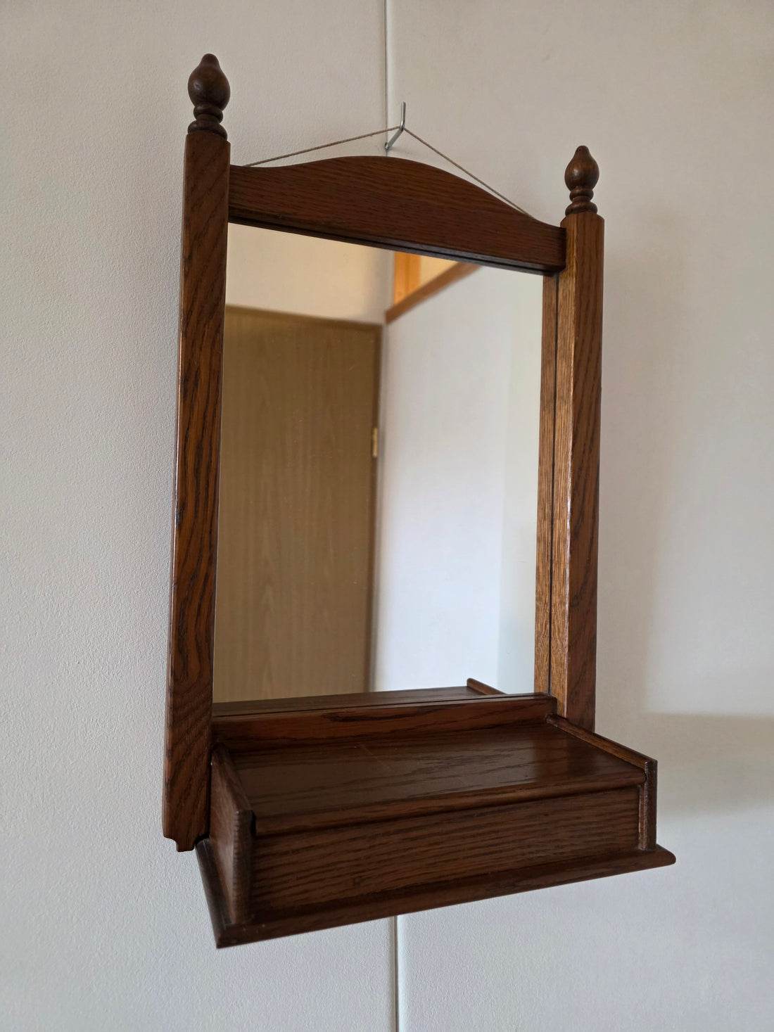 Spiegel Meubelfabriek Oisterwijk eikenhout met opbergvak