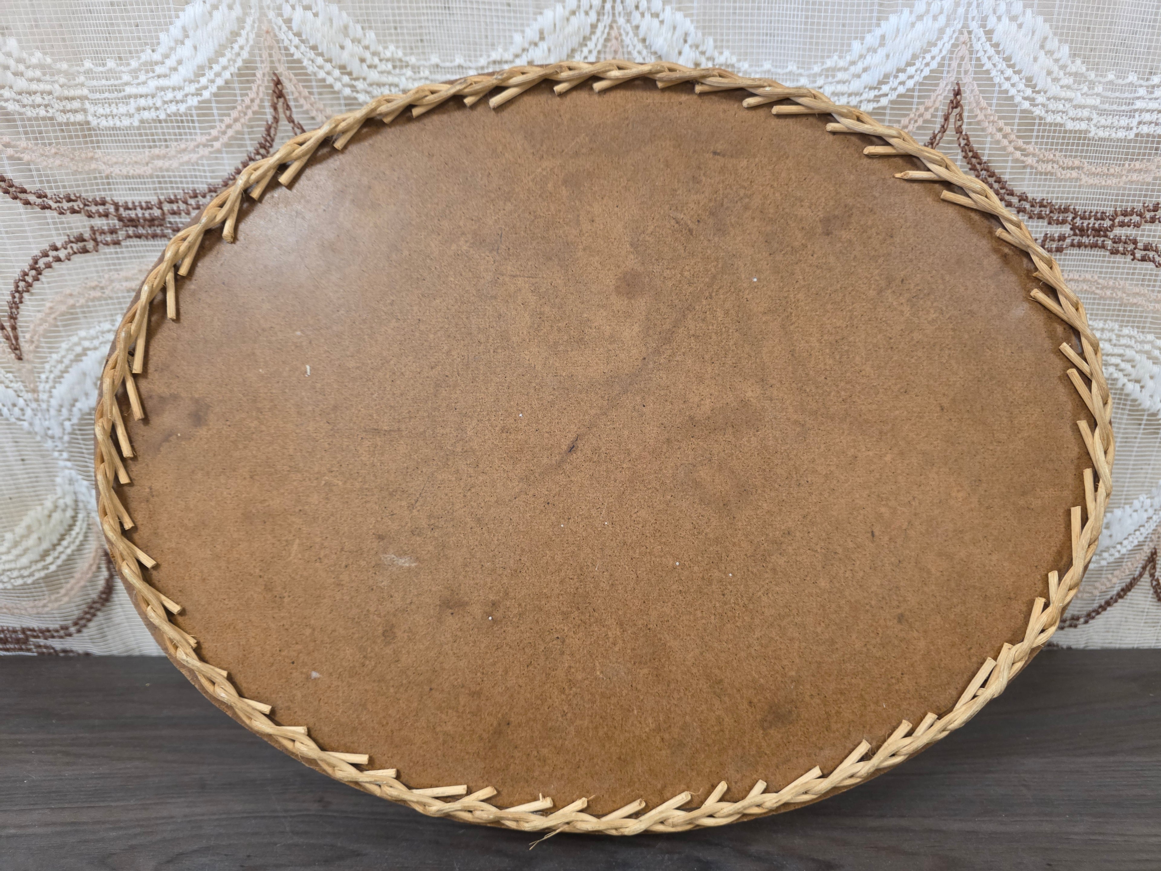 Vintage ovaal dienblad met groene kralen