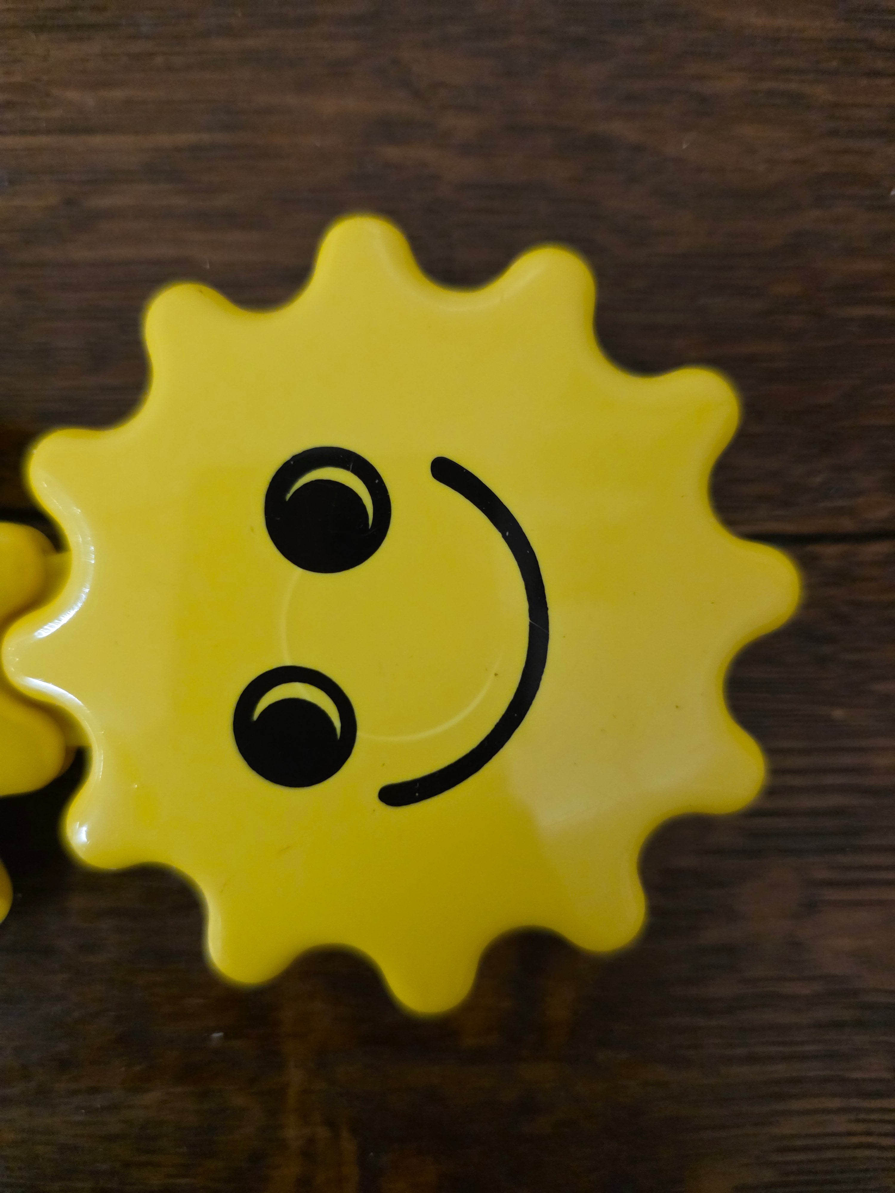 Ambi Toys tweeling rammelaar zonnetjes