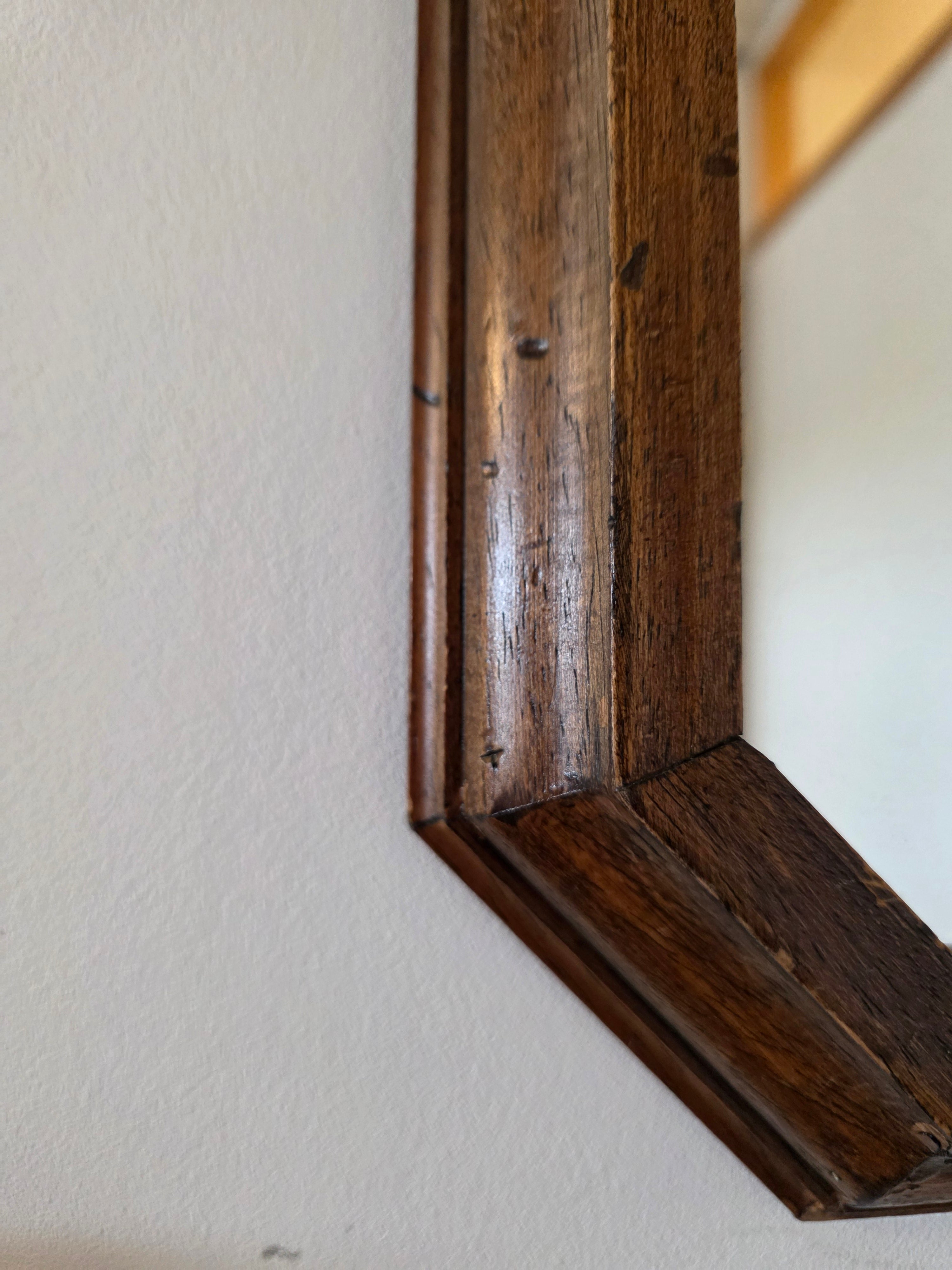 Vintage houten wandspiegel achthoekig