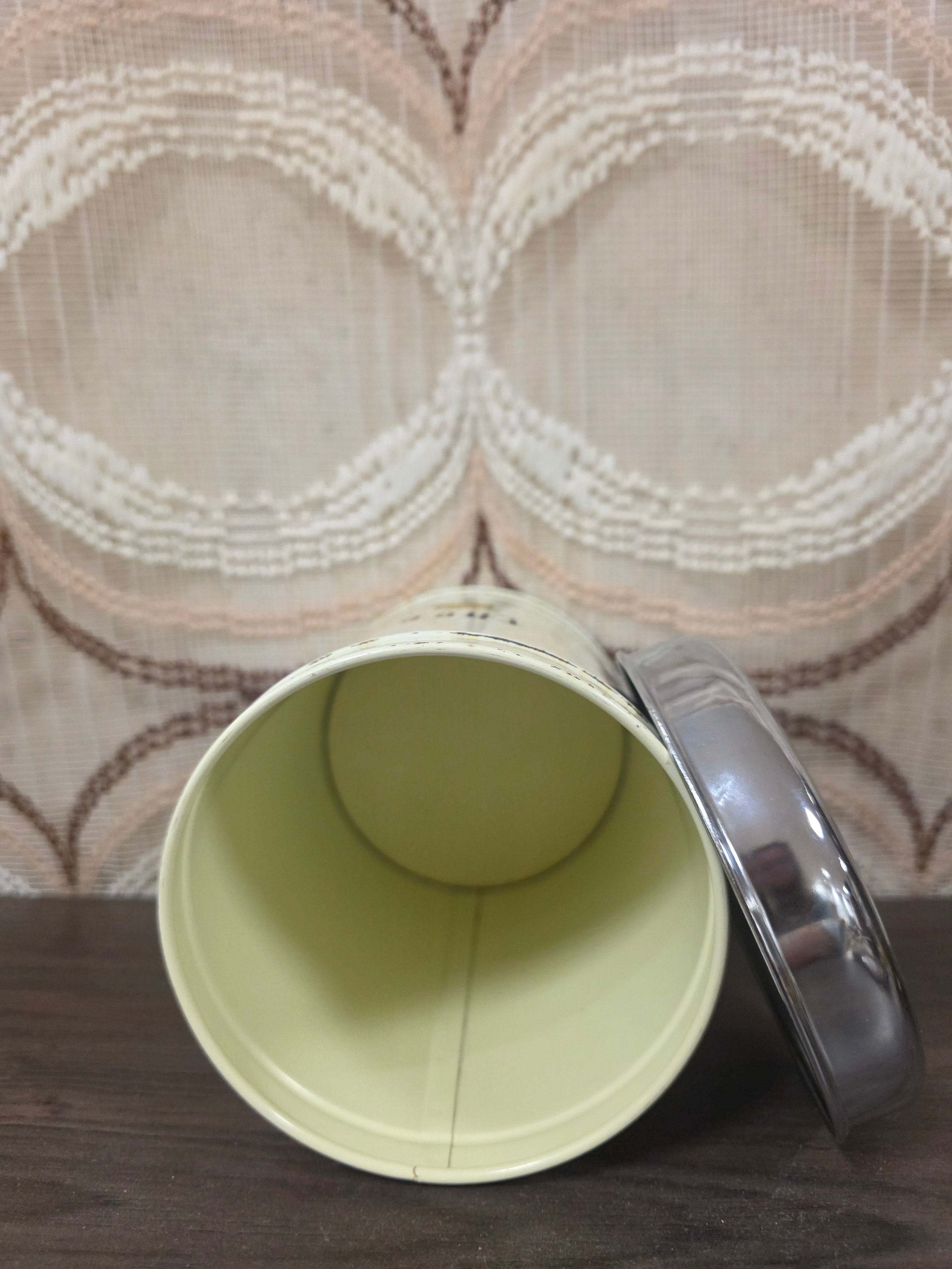 Vintage Brabantia voorraadbus Thee
