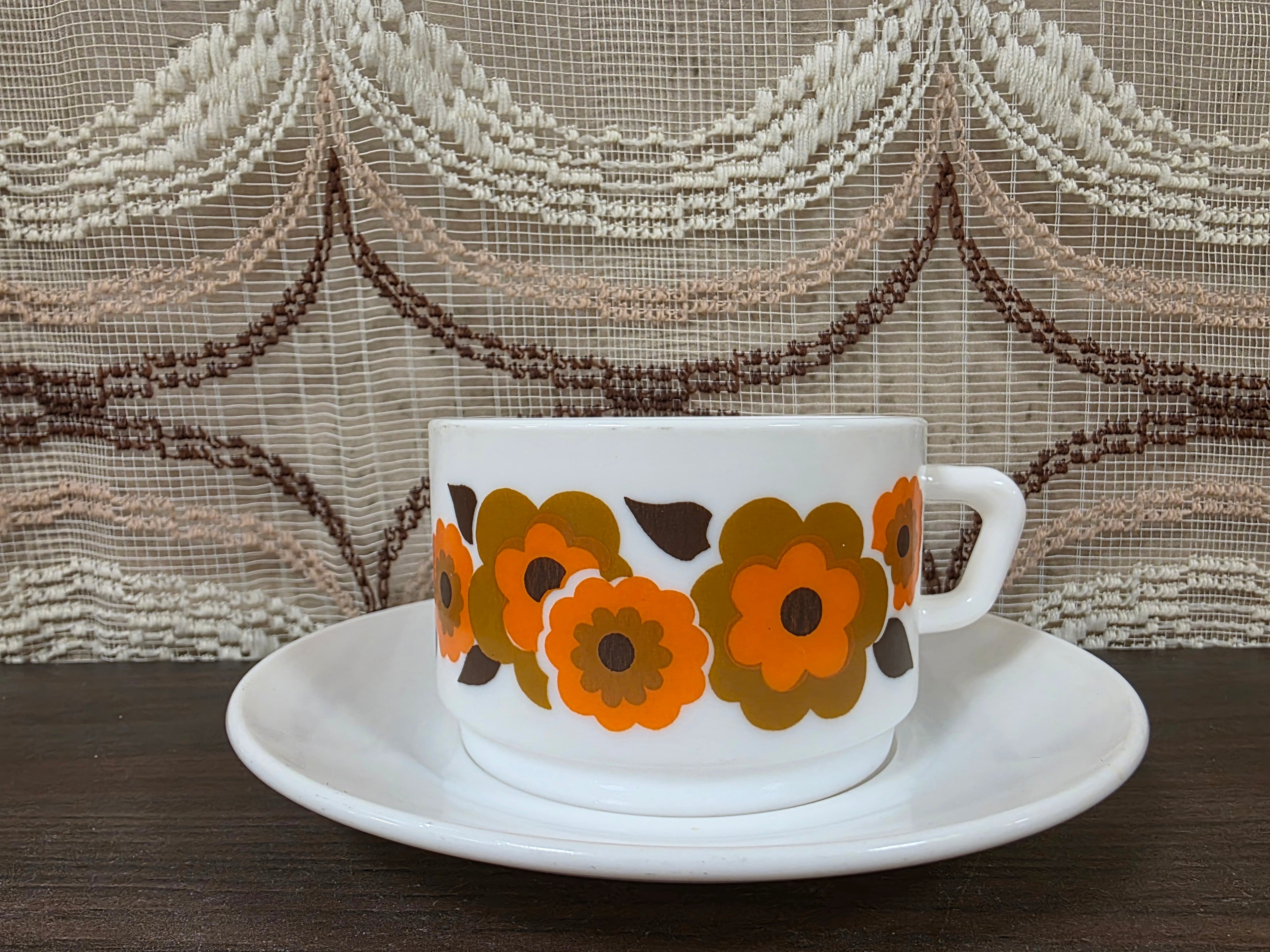 Arcopal France Lotus grote kop en schotel oranje / bruin