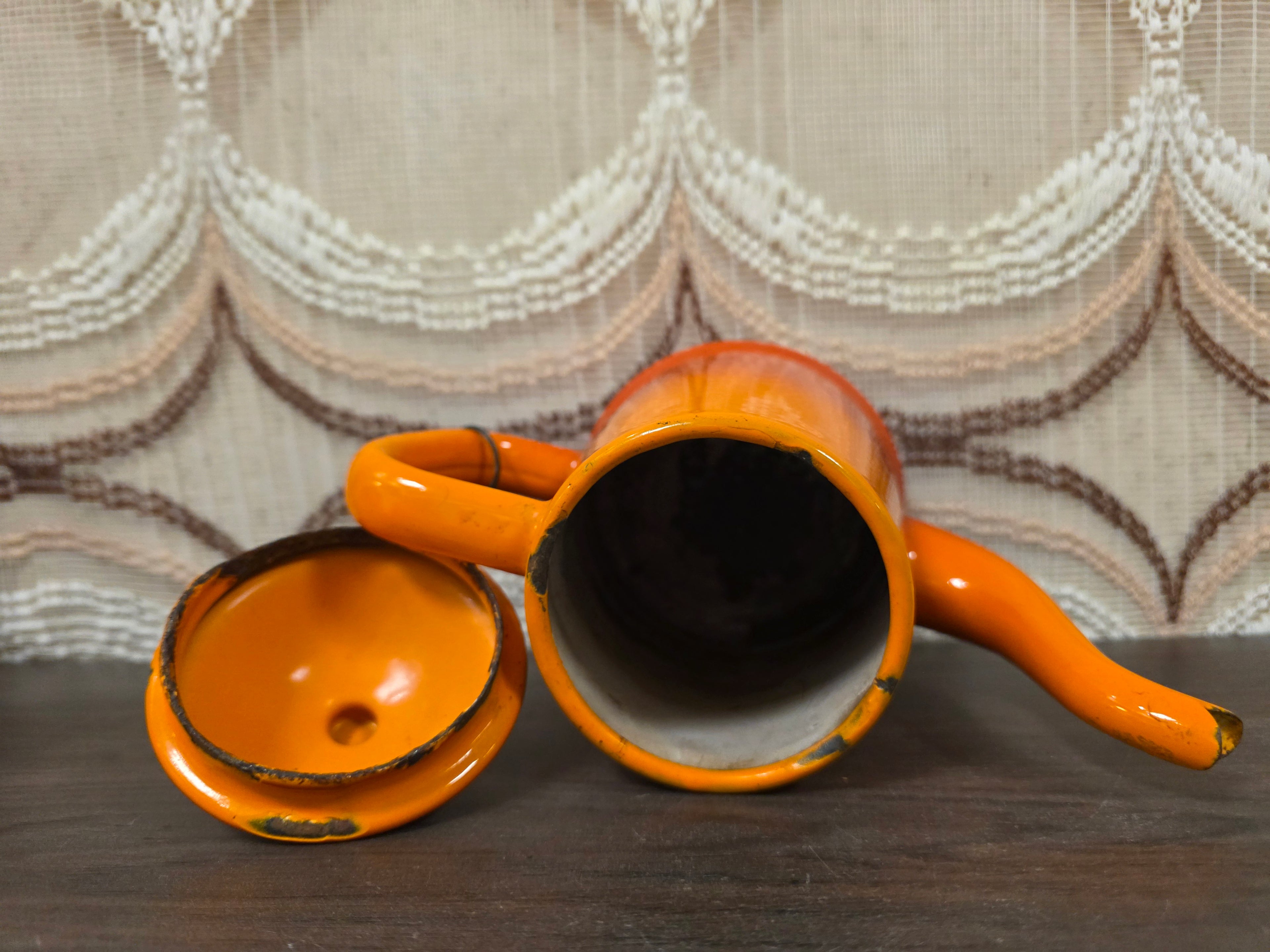 Vintage emaille koffiepot oranje 16,5 cm