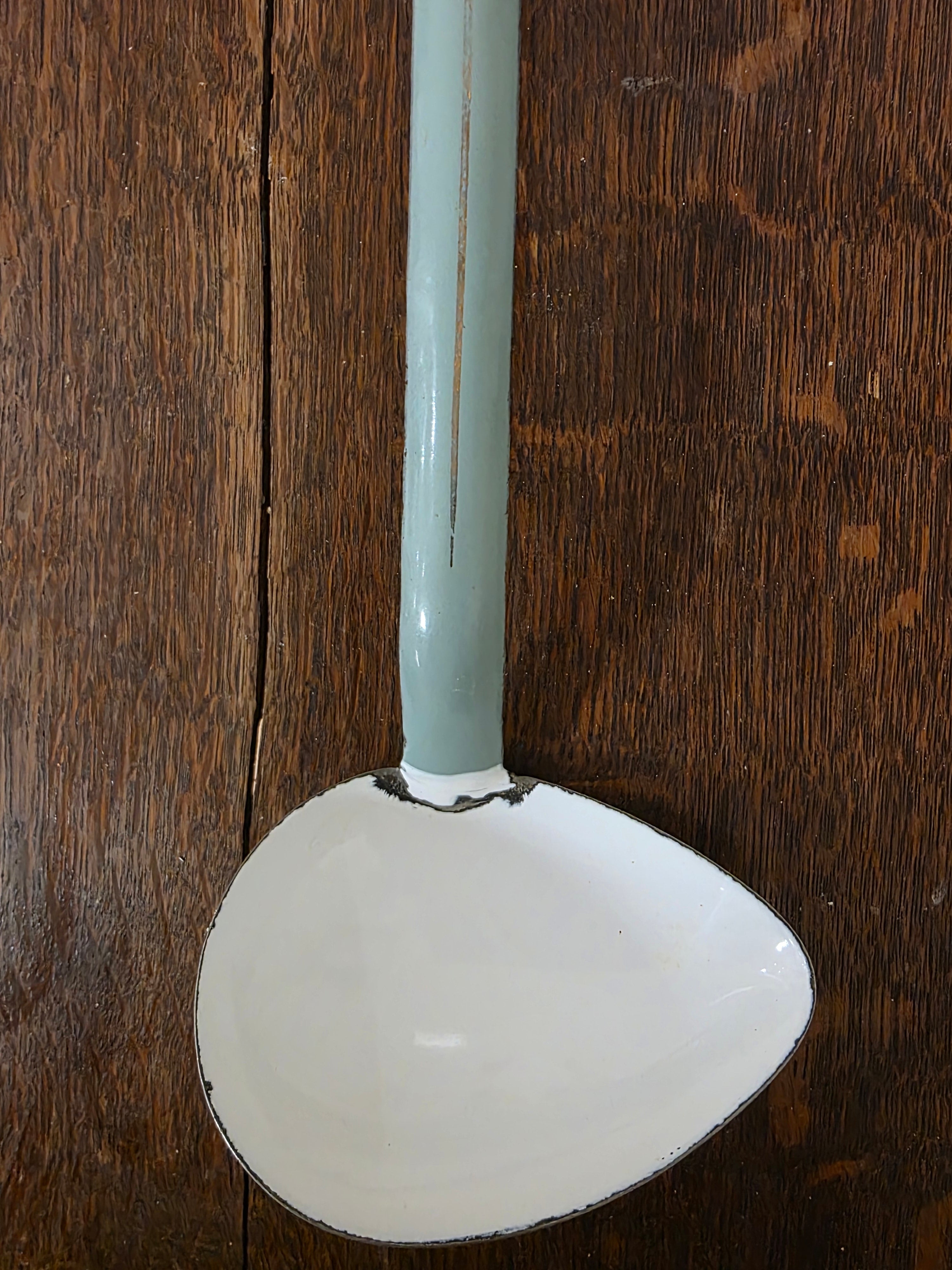 Vintage emaille sauslepel mintgroen wit