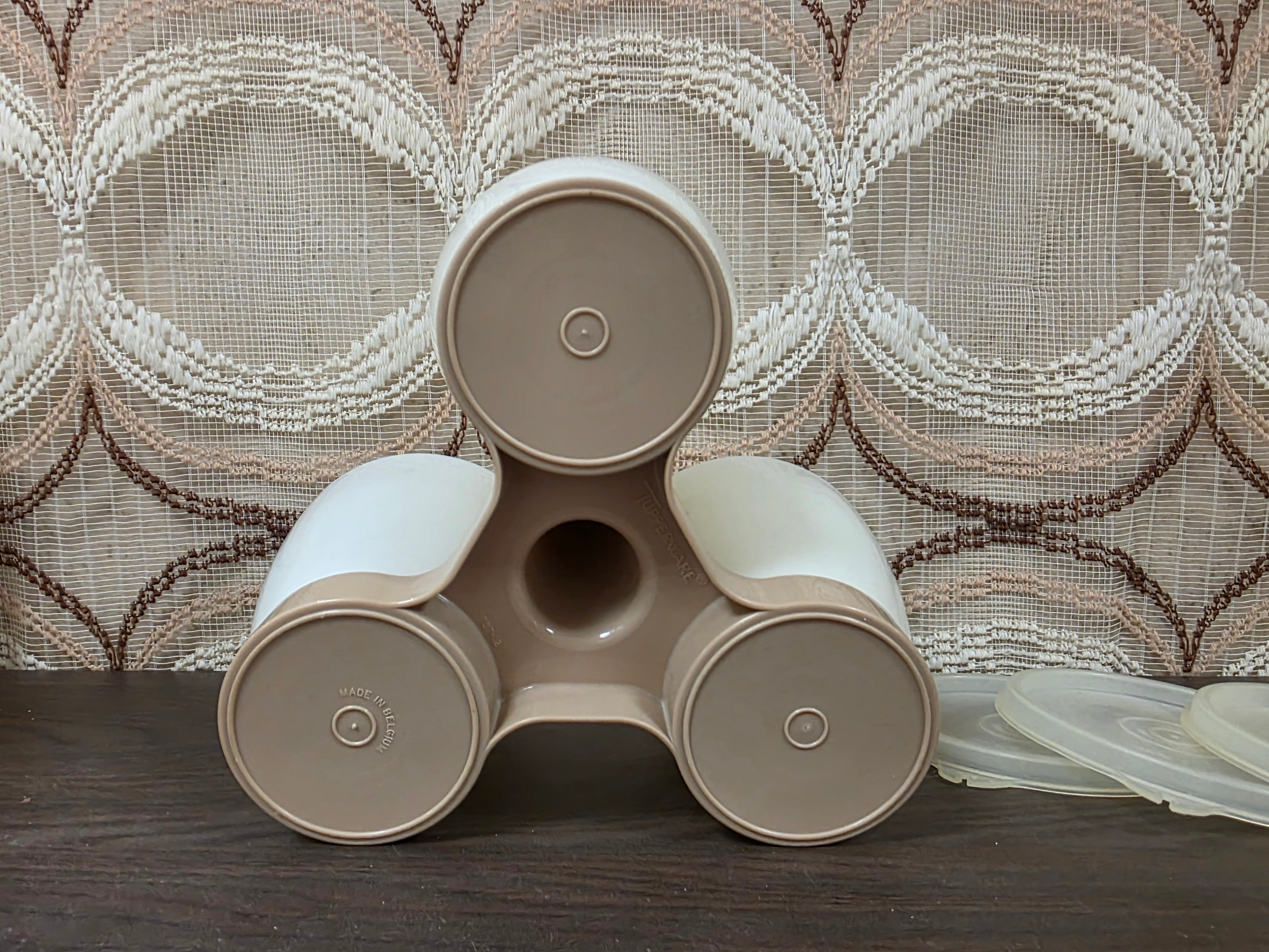 Tupperware trio creme beige