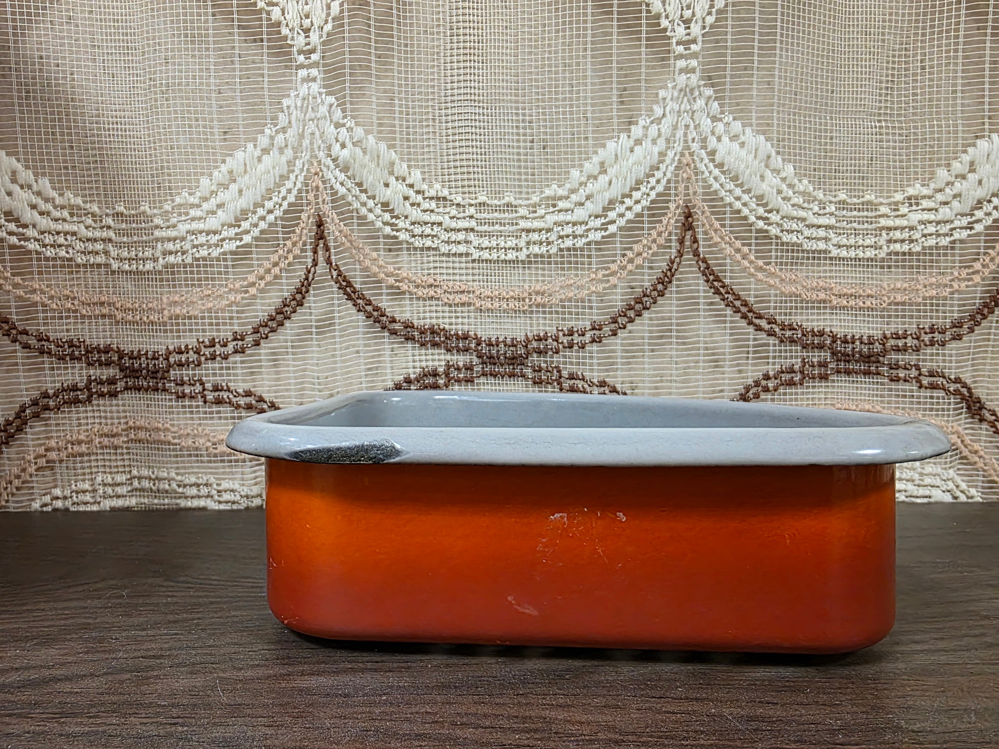 Vintage emaille gootsteenbakje oranje - grijs