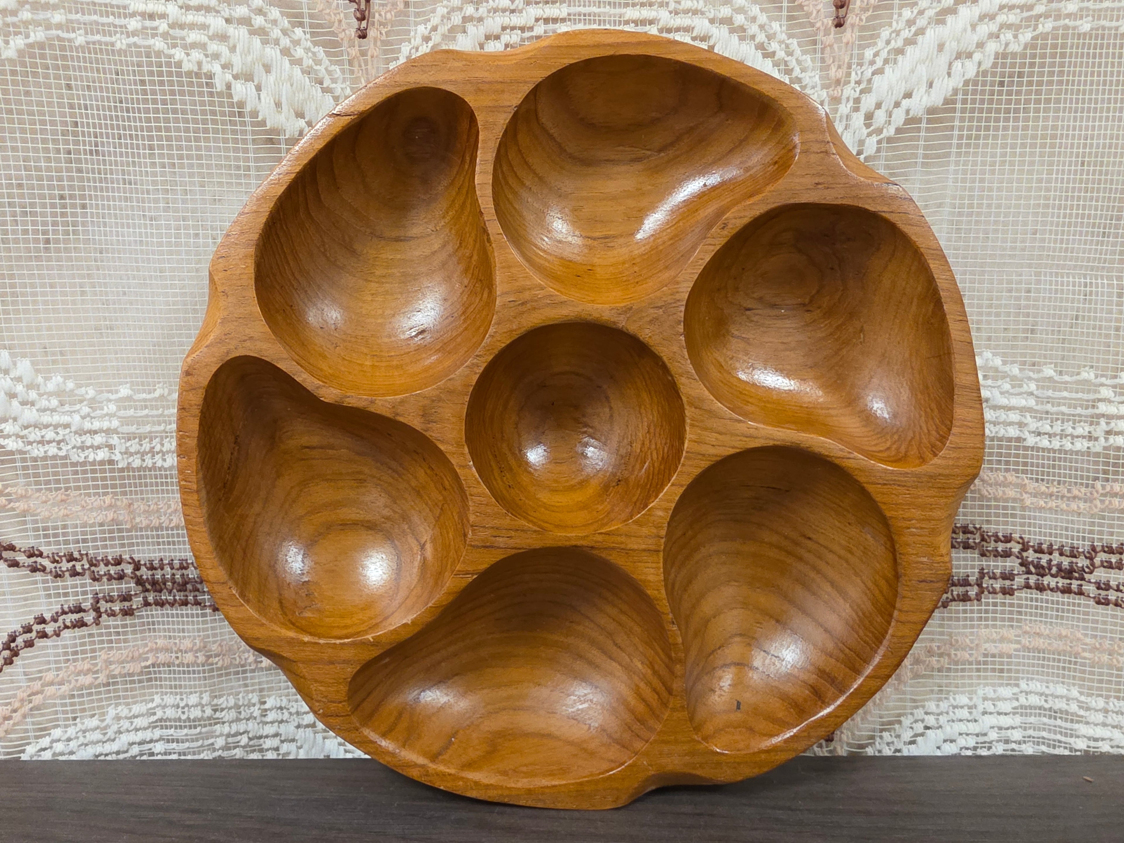 Vintage teakhouten snackschaal met 7 vakken 30,5 cm