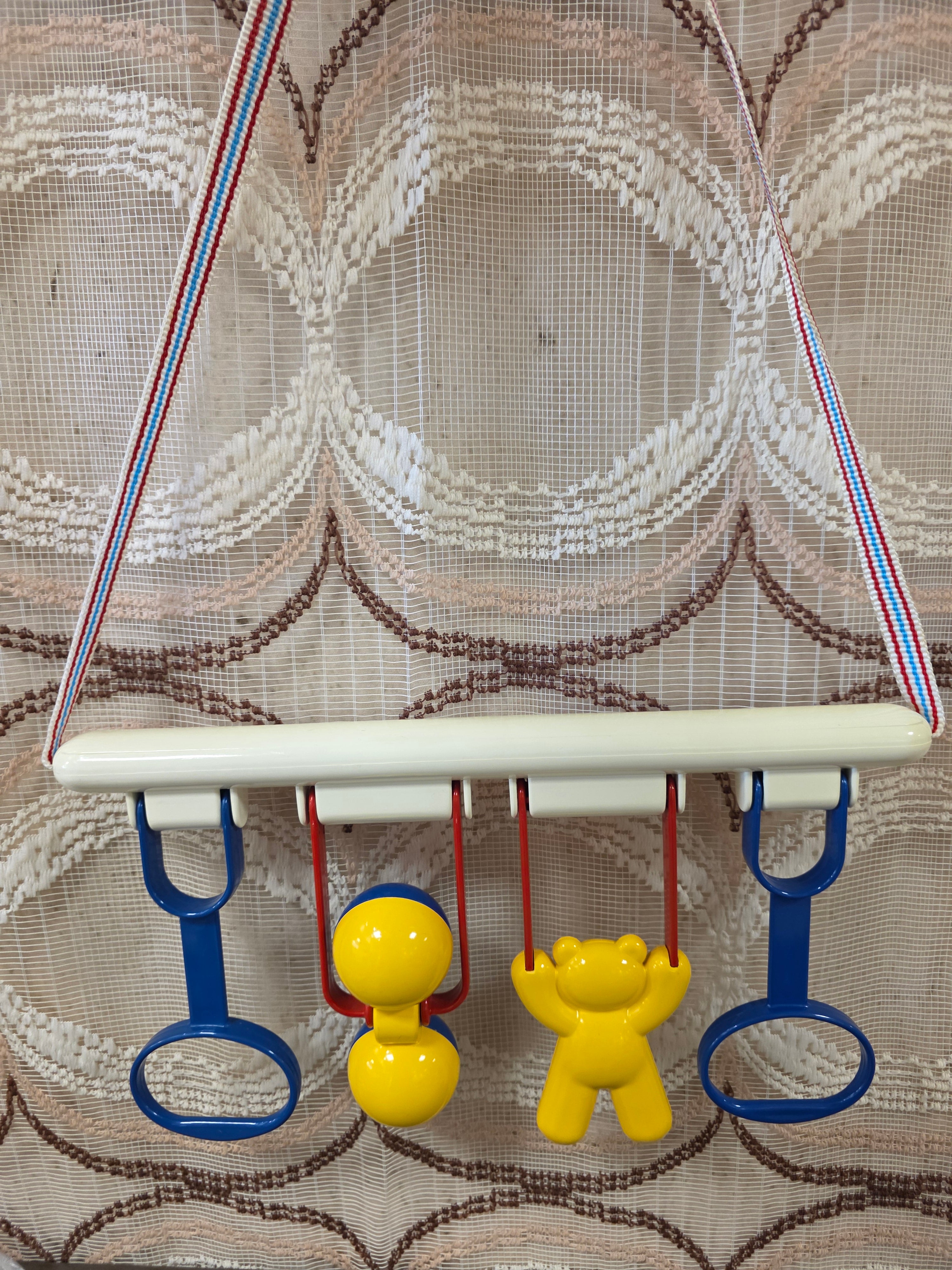 Ambi Toys babygym blauw met beer en rammelaar