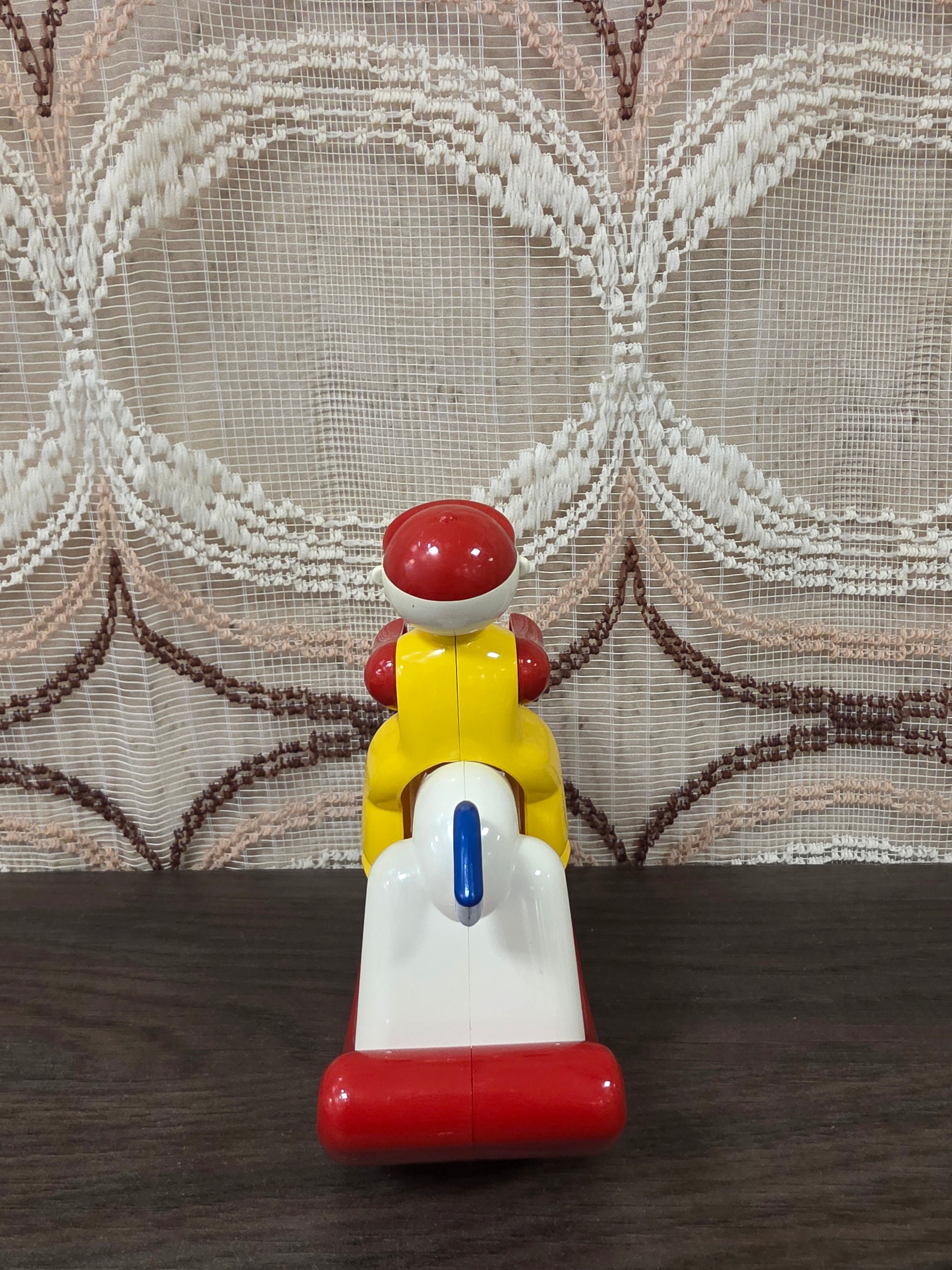 Ambi Toys Rocky Jocky met geel poppetje