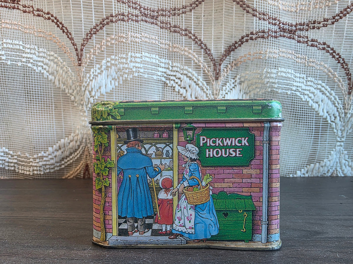 Pickwick theeblik met afbeeldingen van een theewinkel