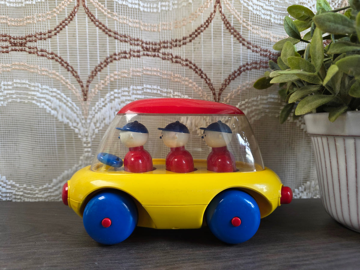Ambi Toys shuttle bus