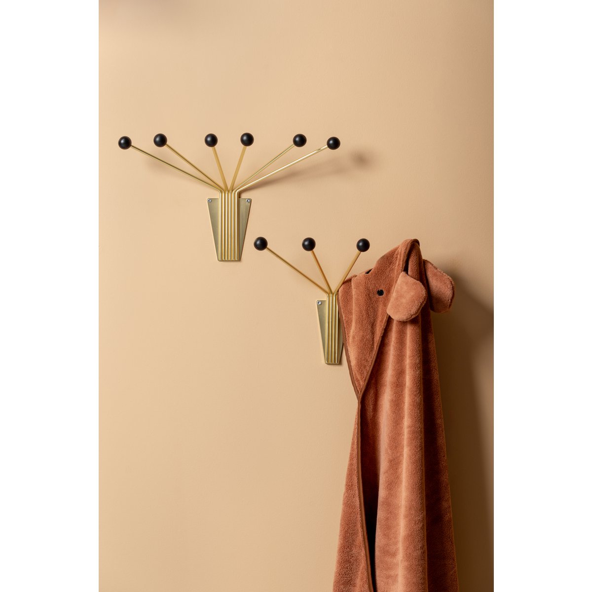 Retro kapstok met bollen zwart goud