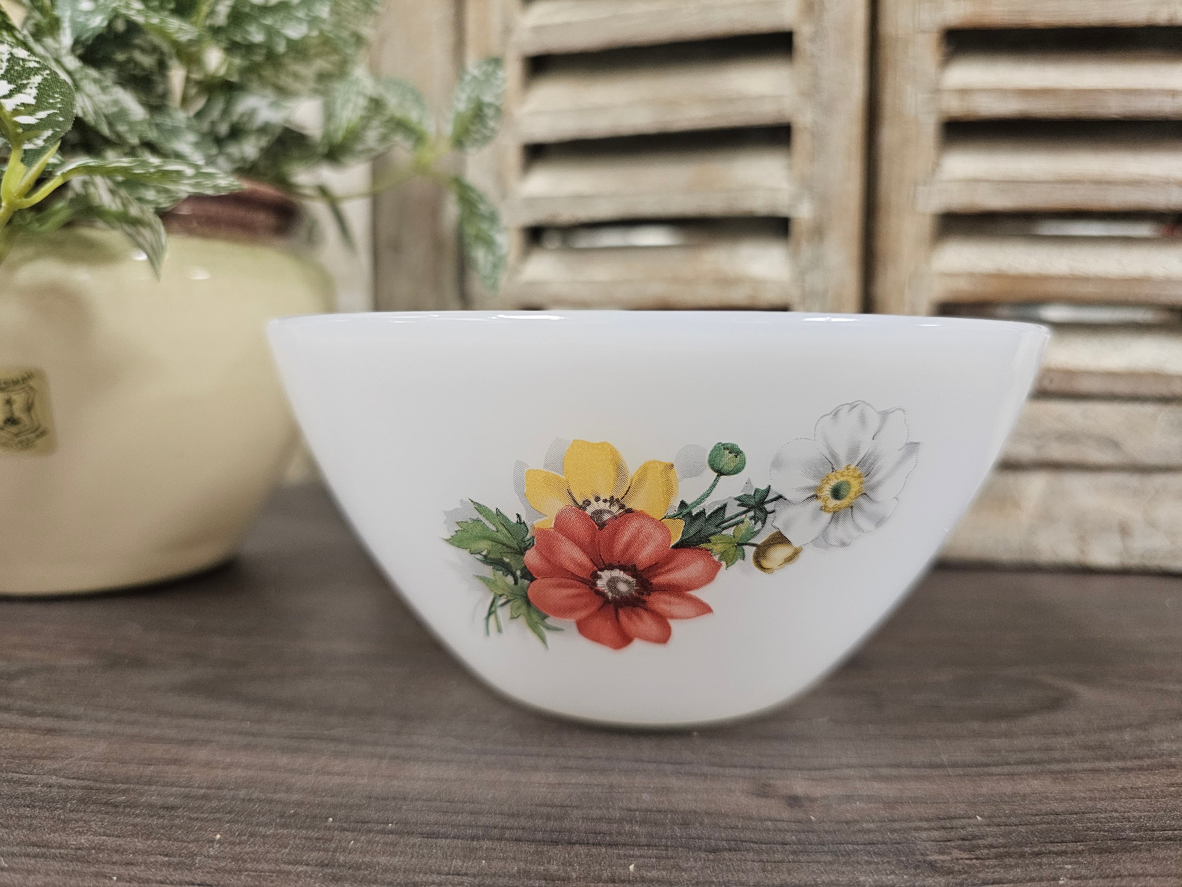 Vintage Arcopal France kom Fleurs de Champêtre / veldbloemen