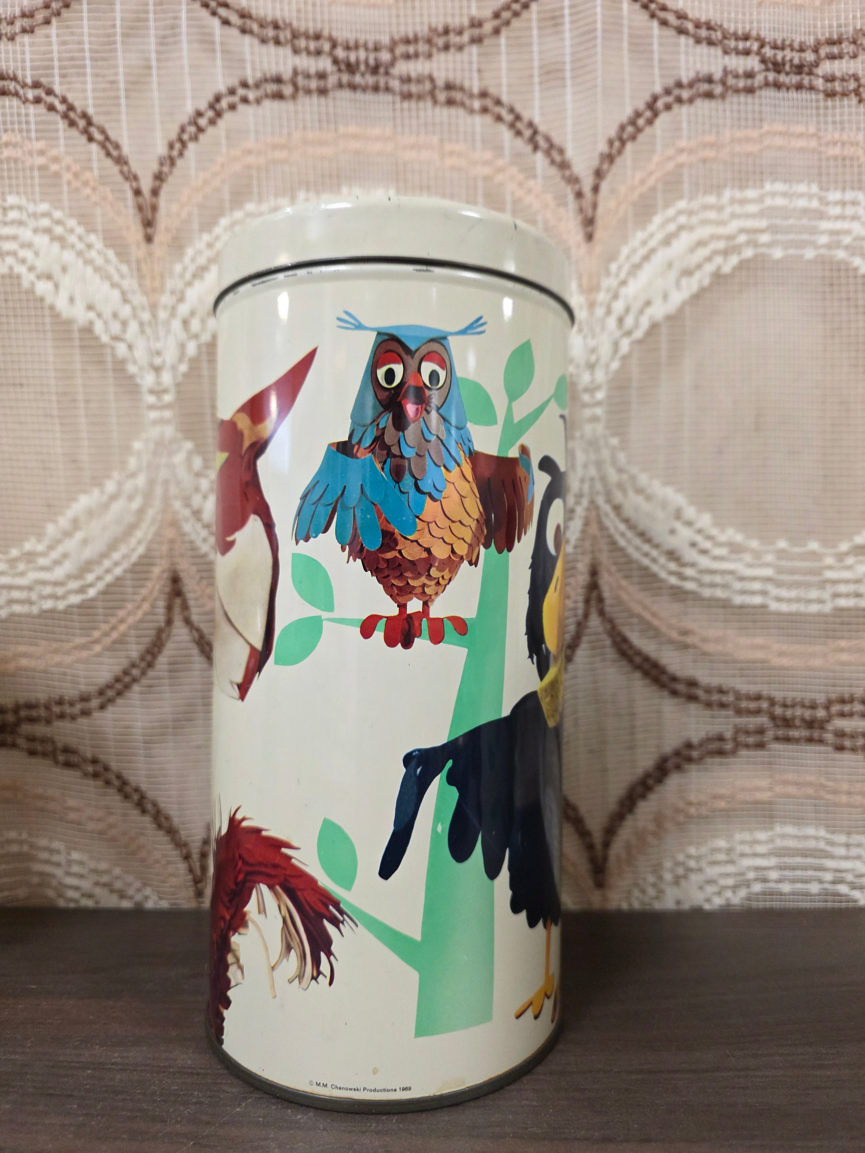 Vintage Bolletje Fabeltjeskrant blik jaren 60 70 met Meneer de Uil, Raaf en Vos lichte gebruikerssporen