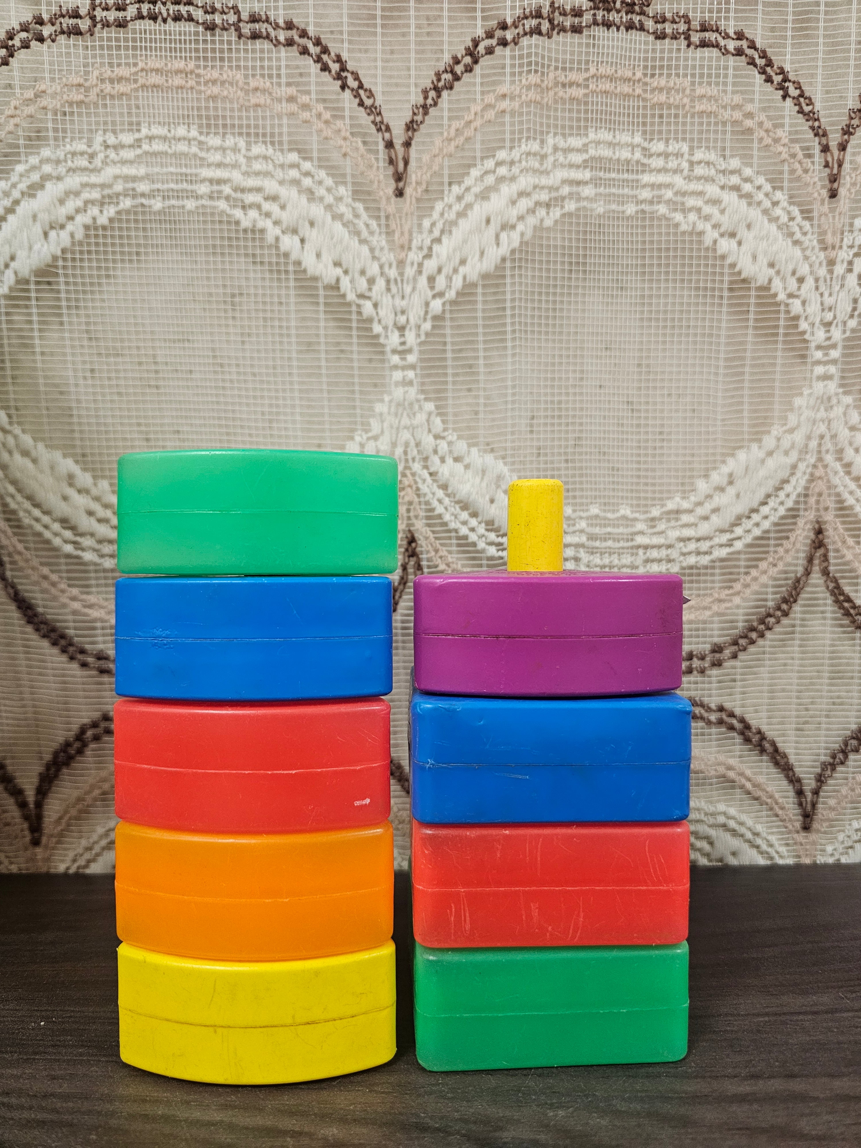 Vintage Fisher-Price gekleurde stapelblokken van kunststof uit de jaren 70