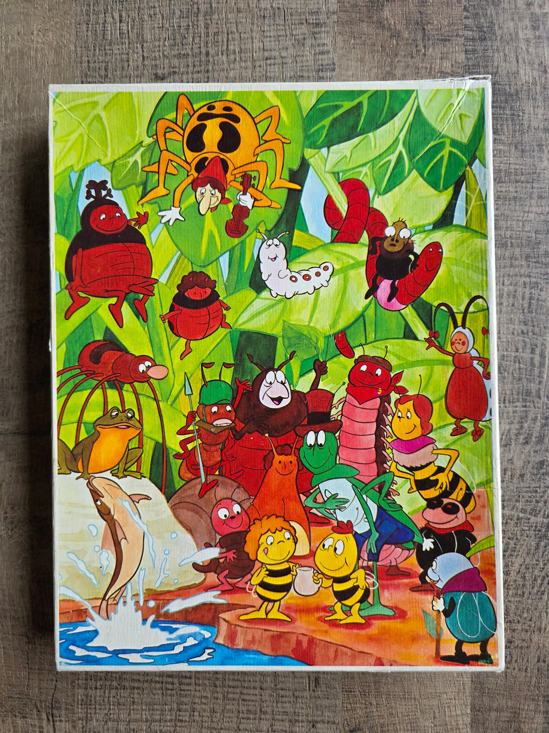 Vintage puzzel Maja de Bij en vrienden aan het water 63 stukjes