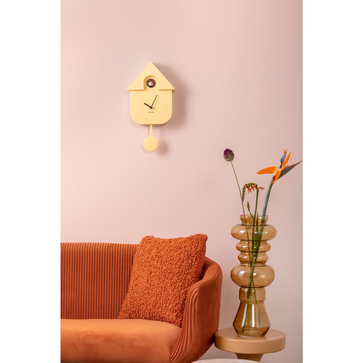 Karlsson retro wandklok Koekoek geel