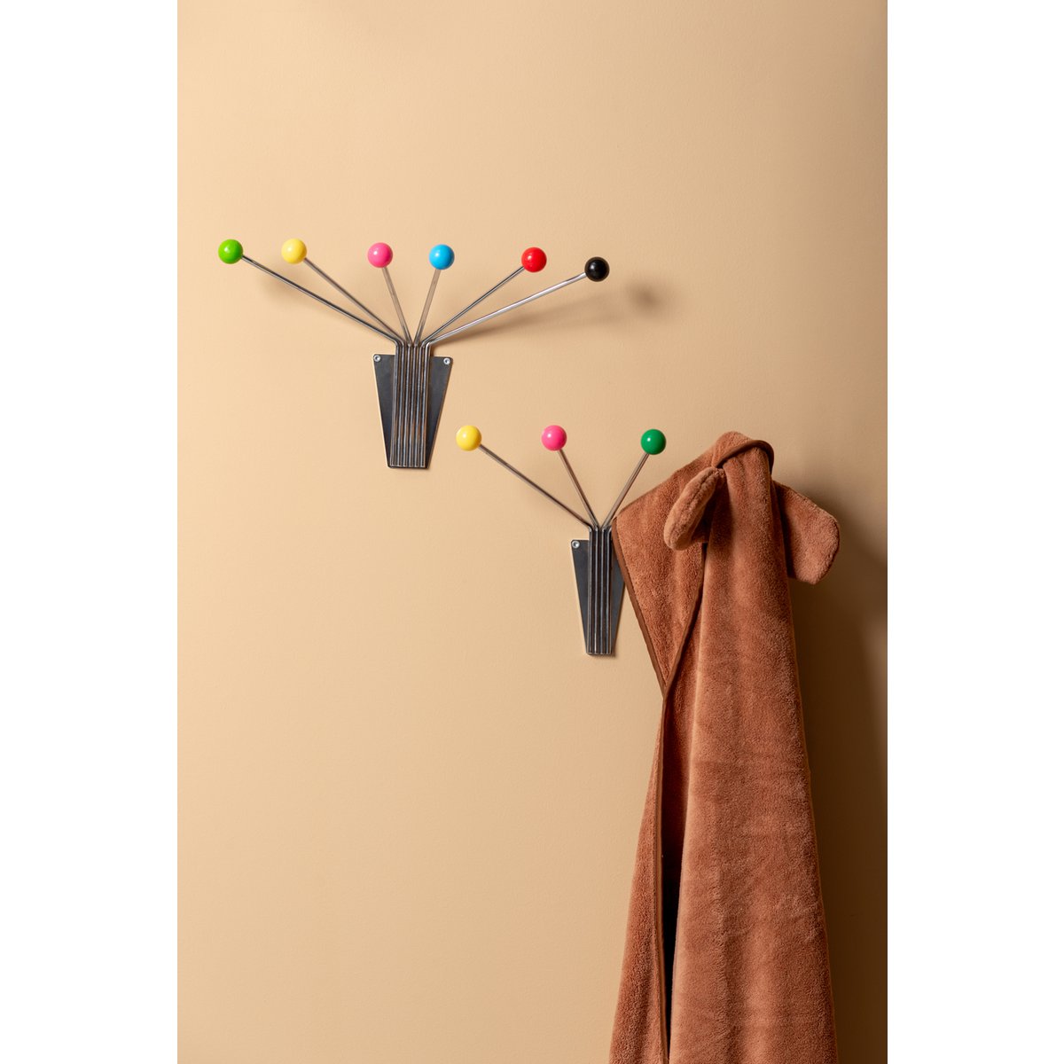 Retro kapstok Present Time Neptune