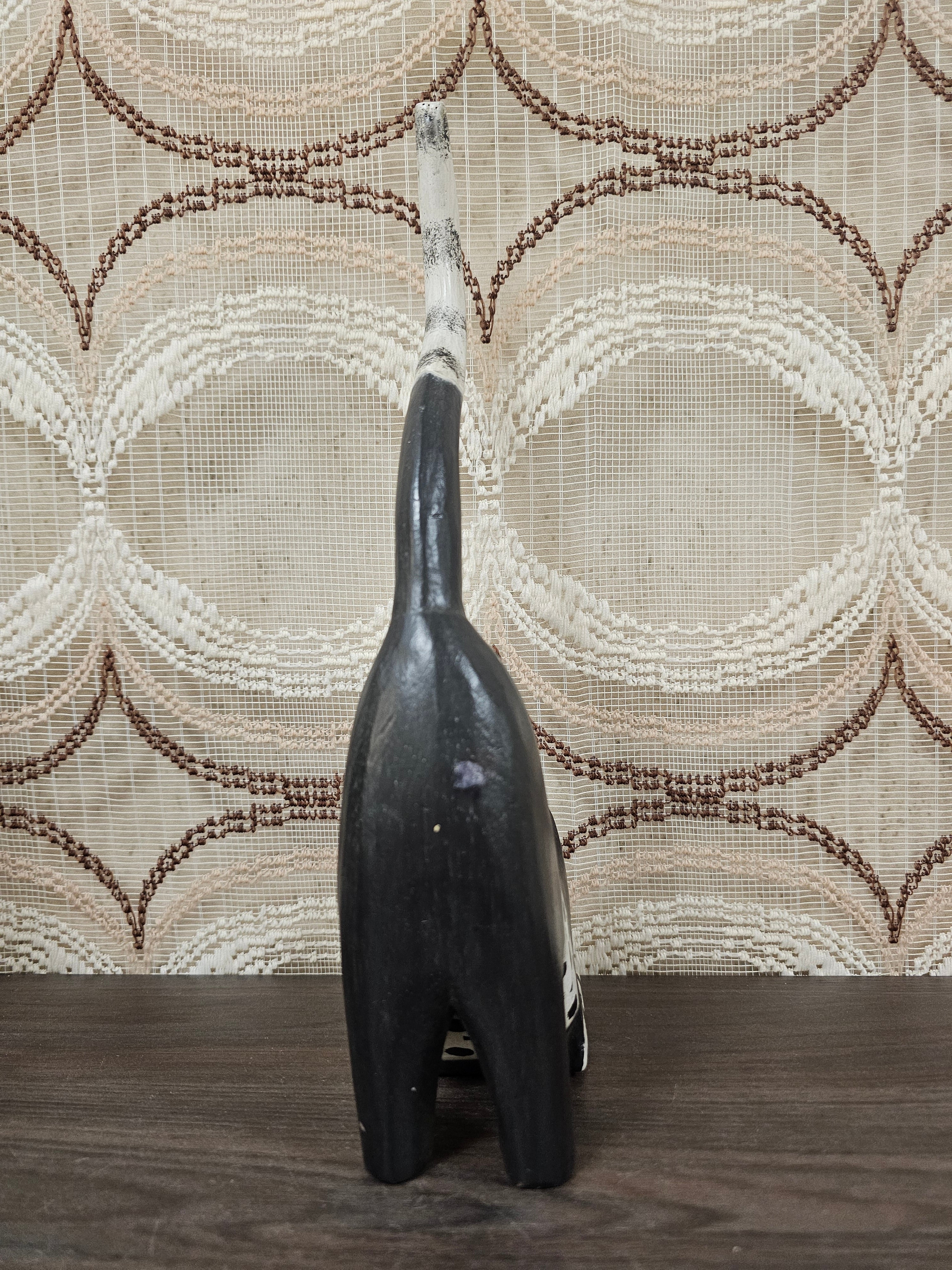 Handgesneden houten kattenbeeld zwart – 32,5 cm