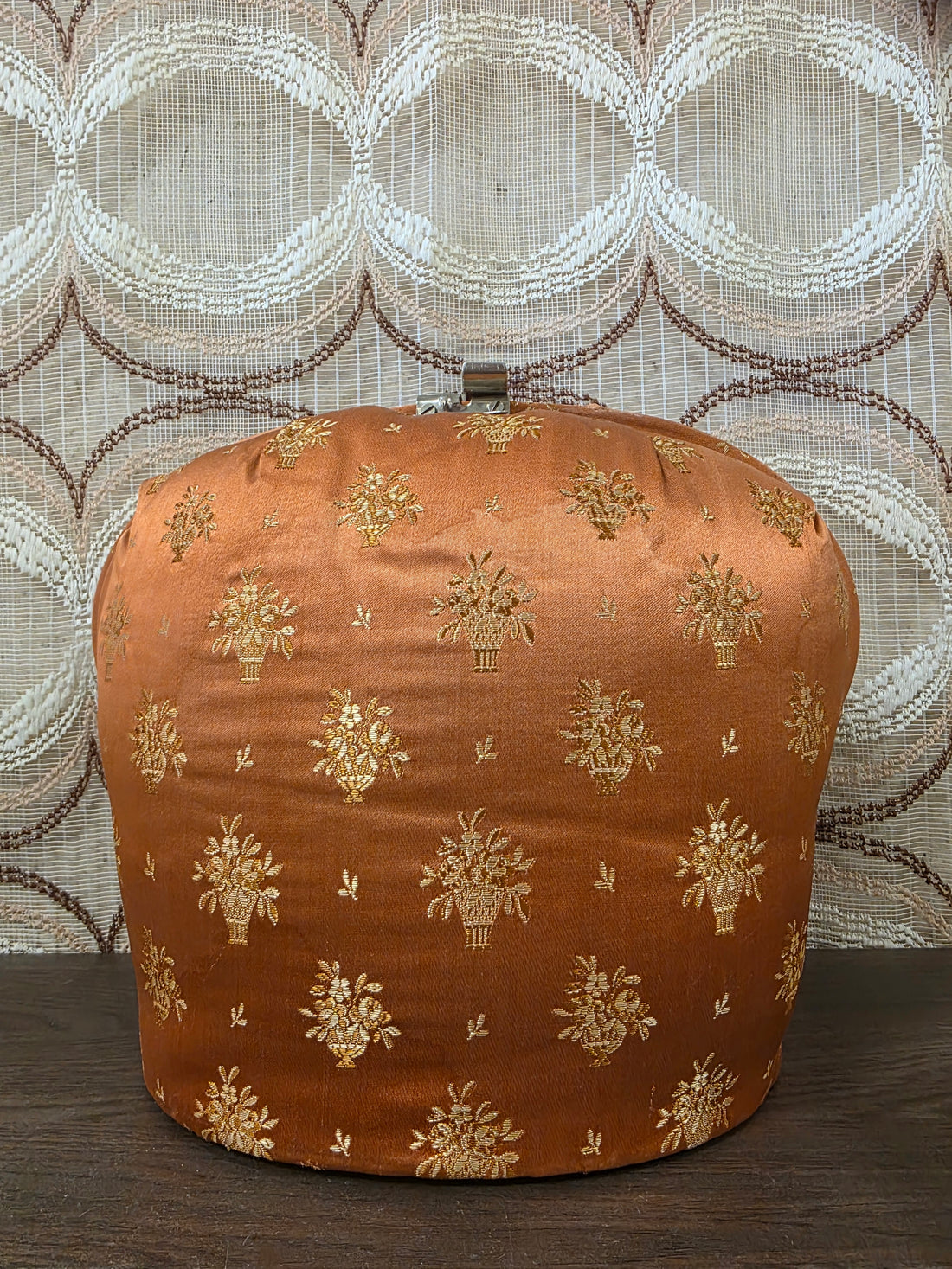 Vintage theebeurs met knip oranje goud