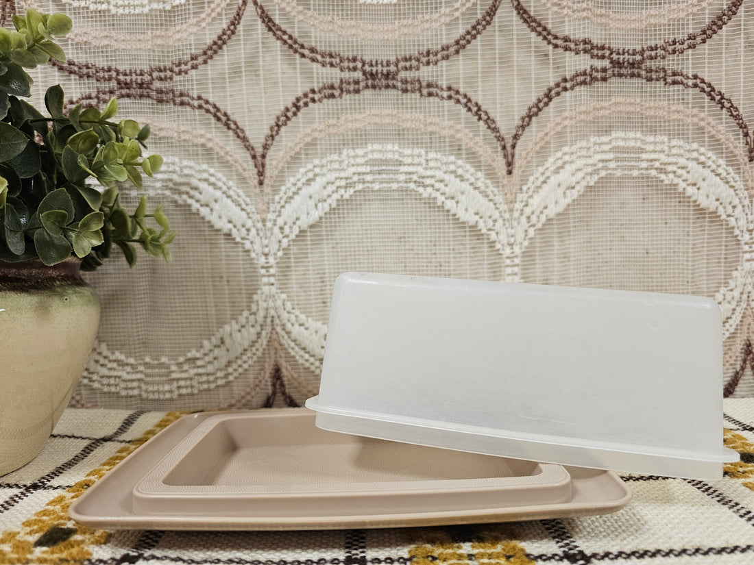 Tupperware beige botervloot