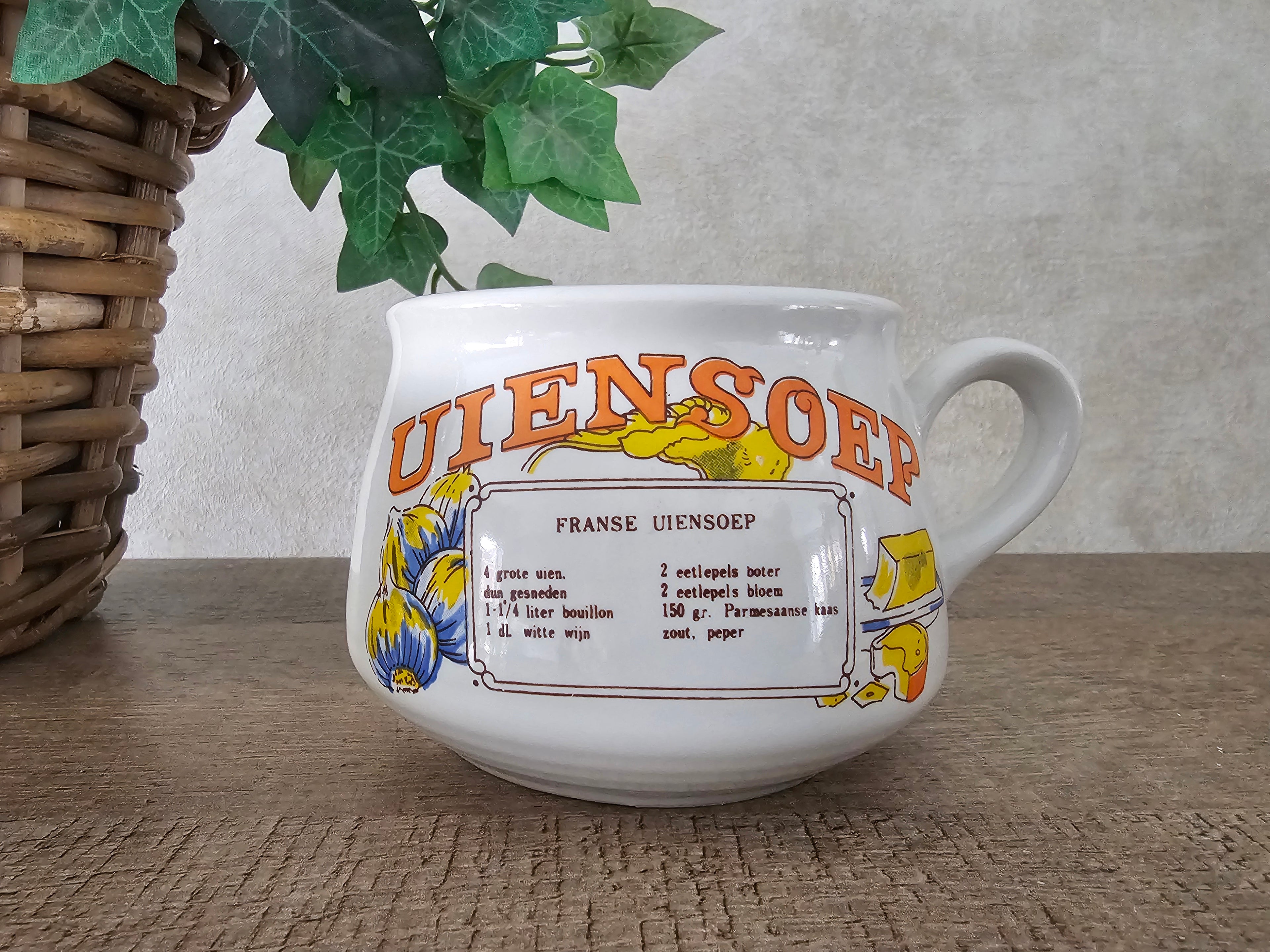 vintage soepkom uiensoep