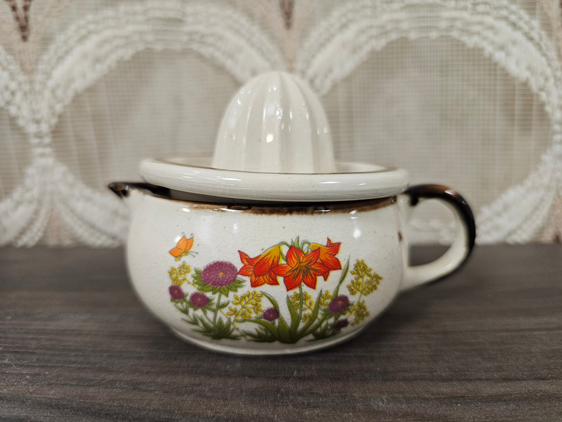 Wildflower citruspers rode bloemen