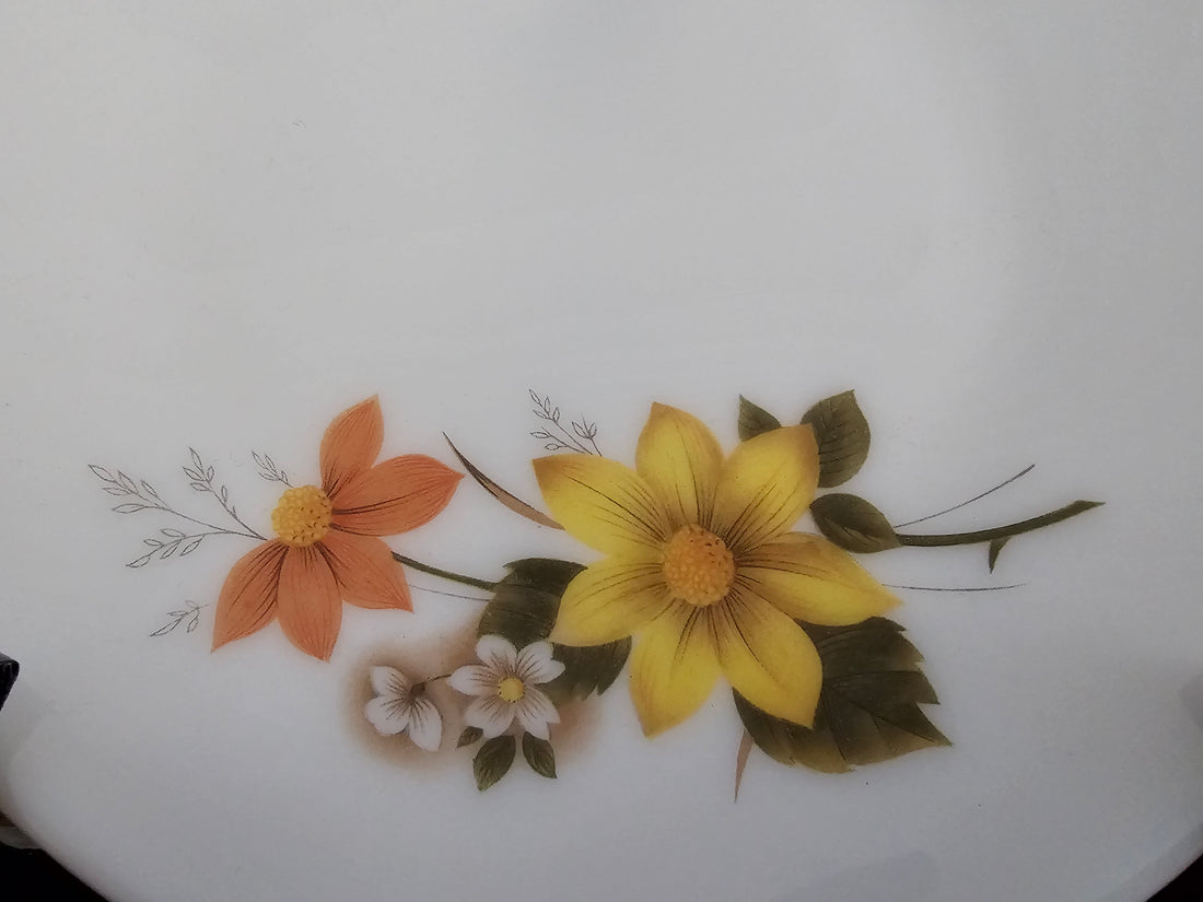 Pyrex Autumn Glory diner borden