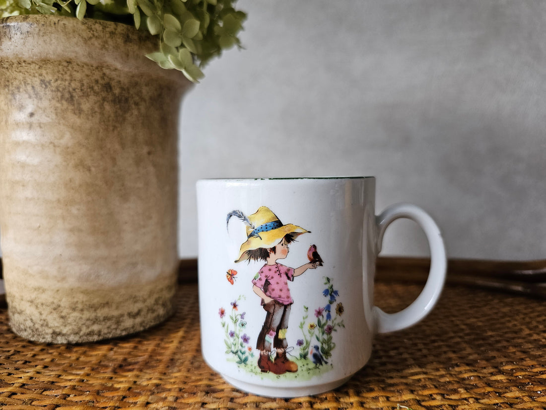 Vintage koffie - thee beker Holly Hobbie stijl