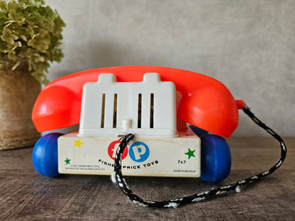 Fisher price &quot;chatter&quot; telefoon 1961