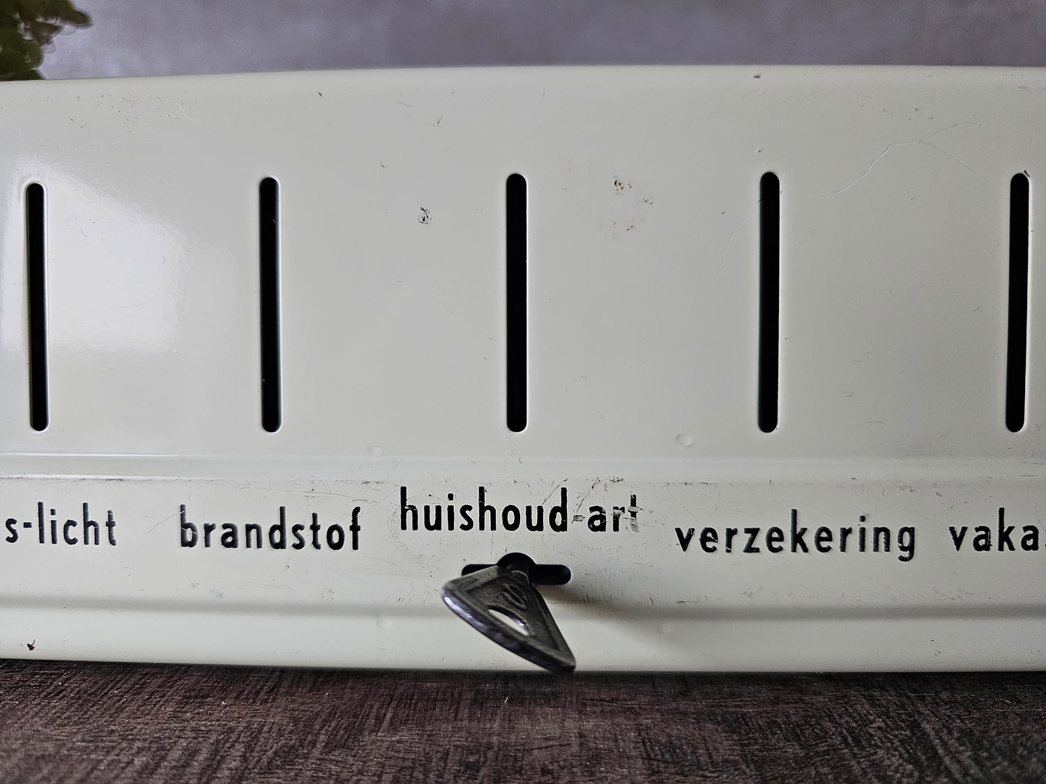 Brabantia cremewitte huishoud spaarblik