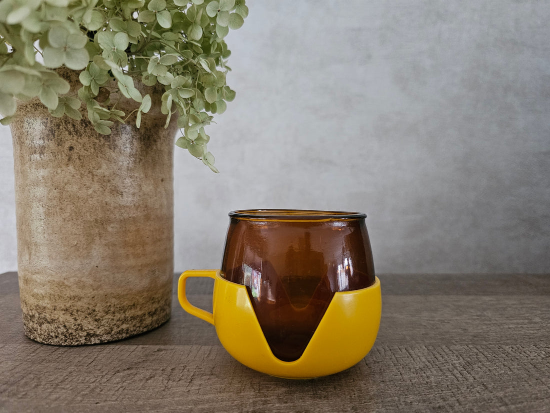 Vintage rookglas theeglas geel